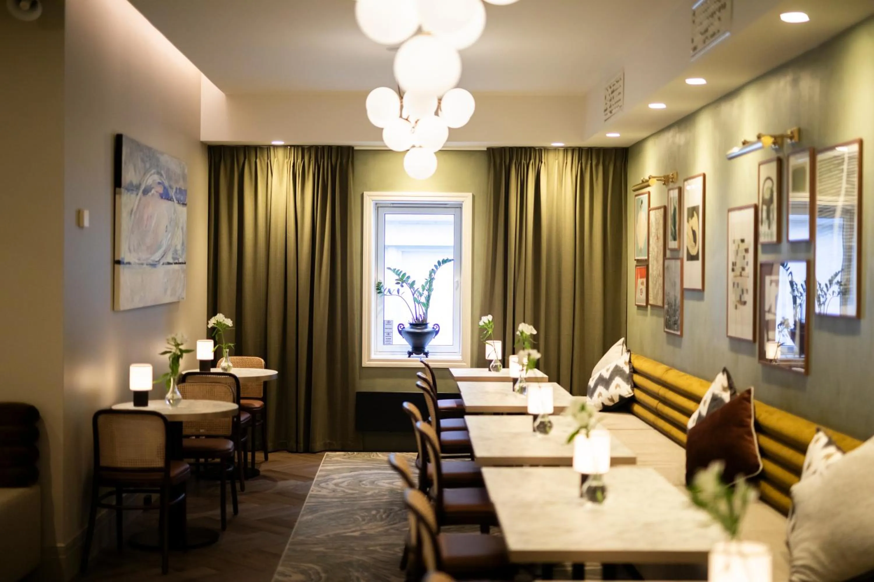 Restaurant/places to eat in Home Hotel Havnekontoret