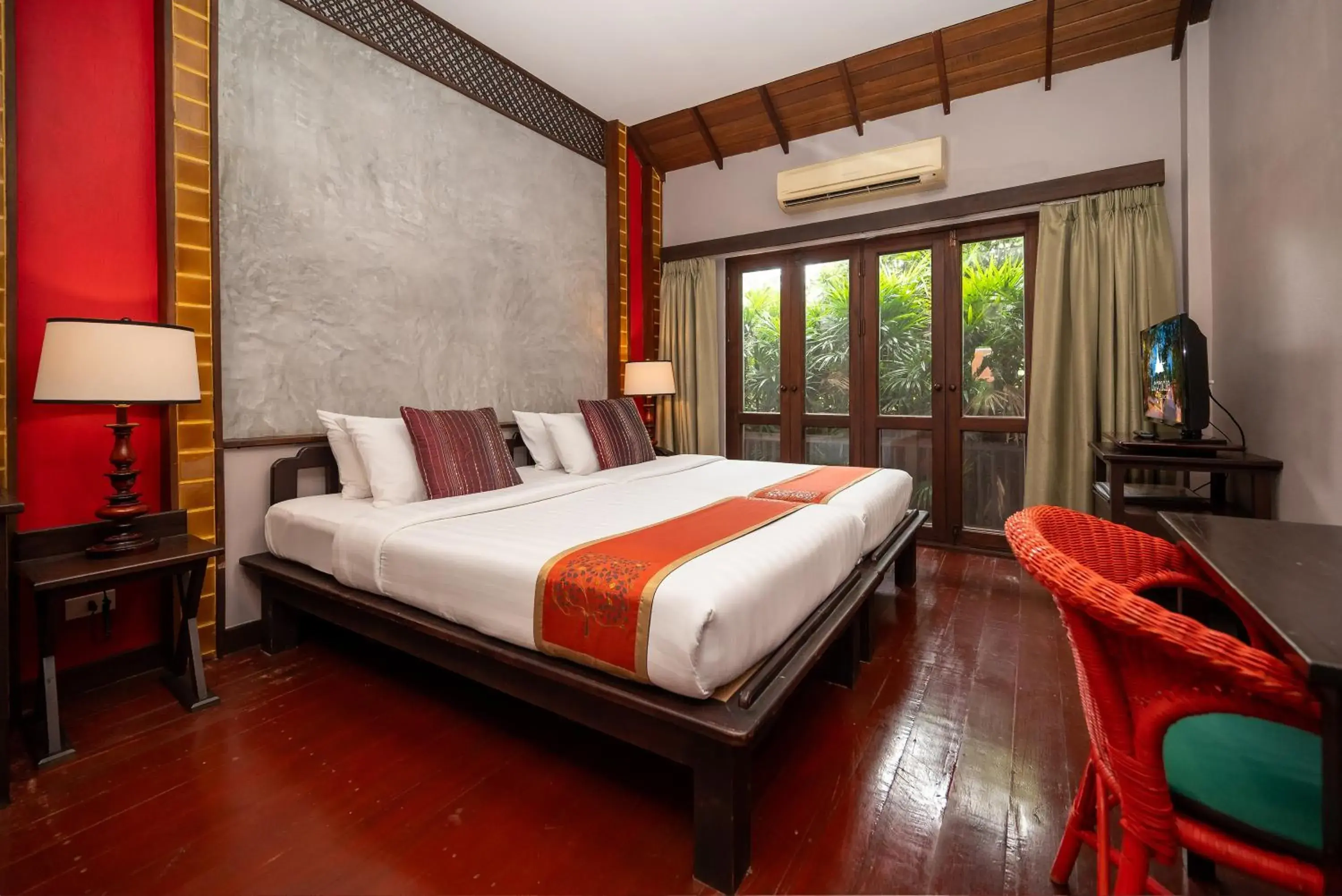 Superior Double or Twin Room in Legendha Sukhothai Hotel - SHA certified Superior Double or Twin Room in Legendha Sukhothai Hotel - SHA certified