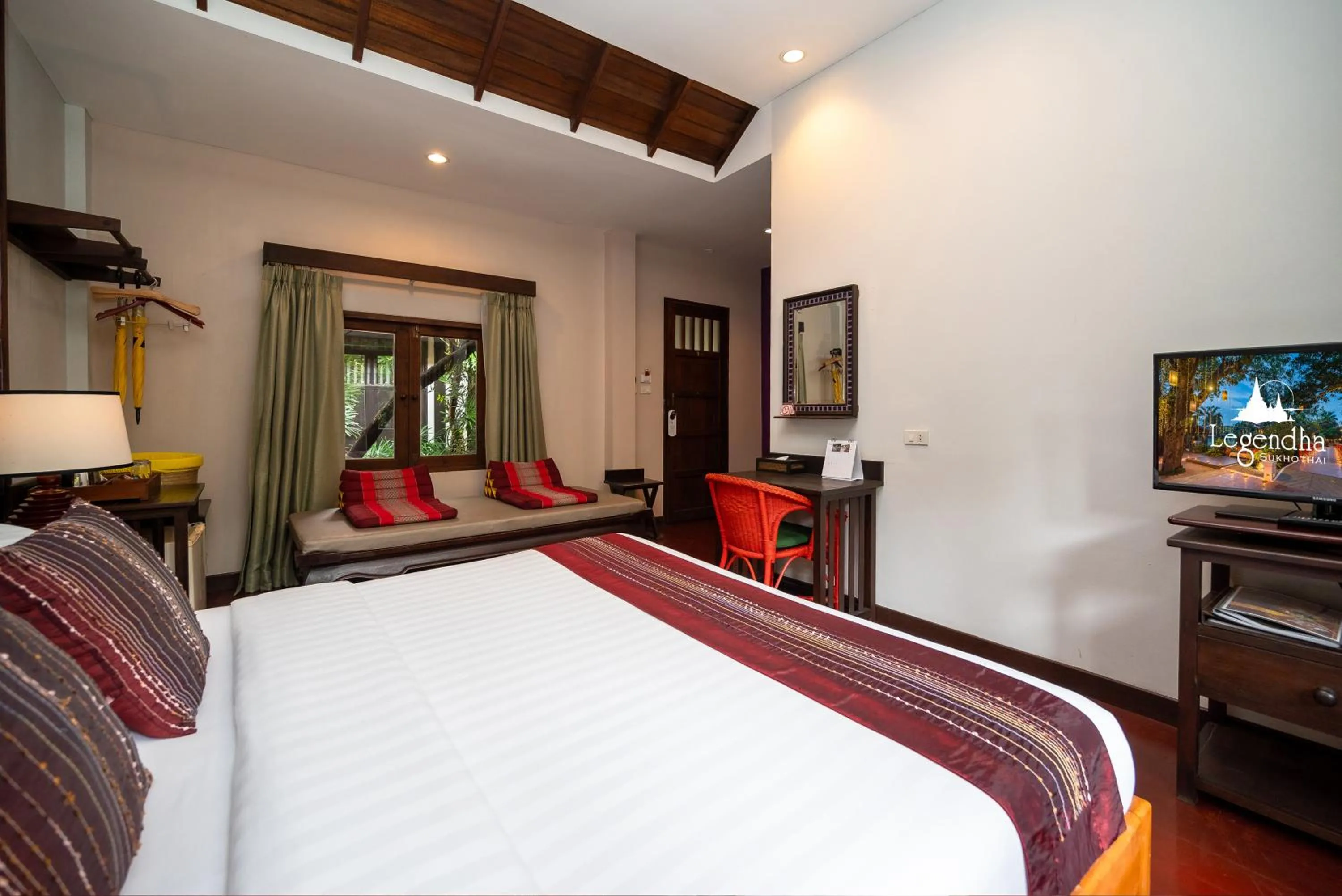 Bed in Legendha Sukhothai Hotel