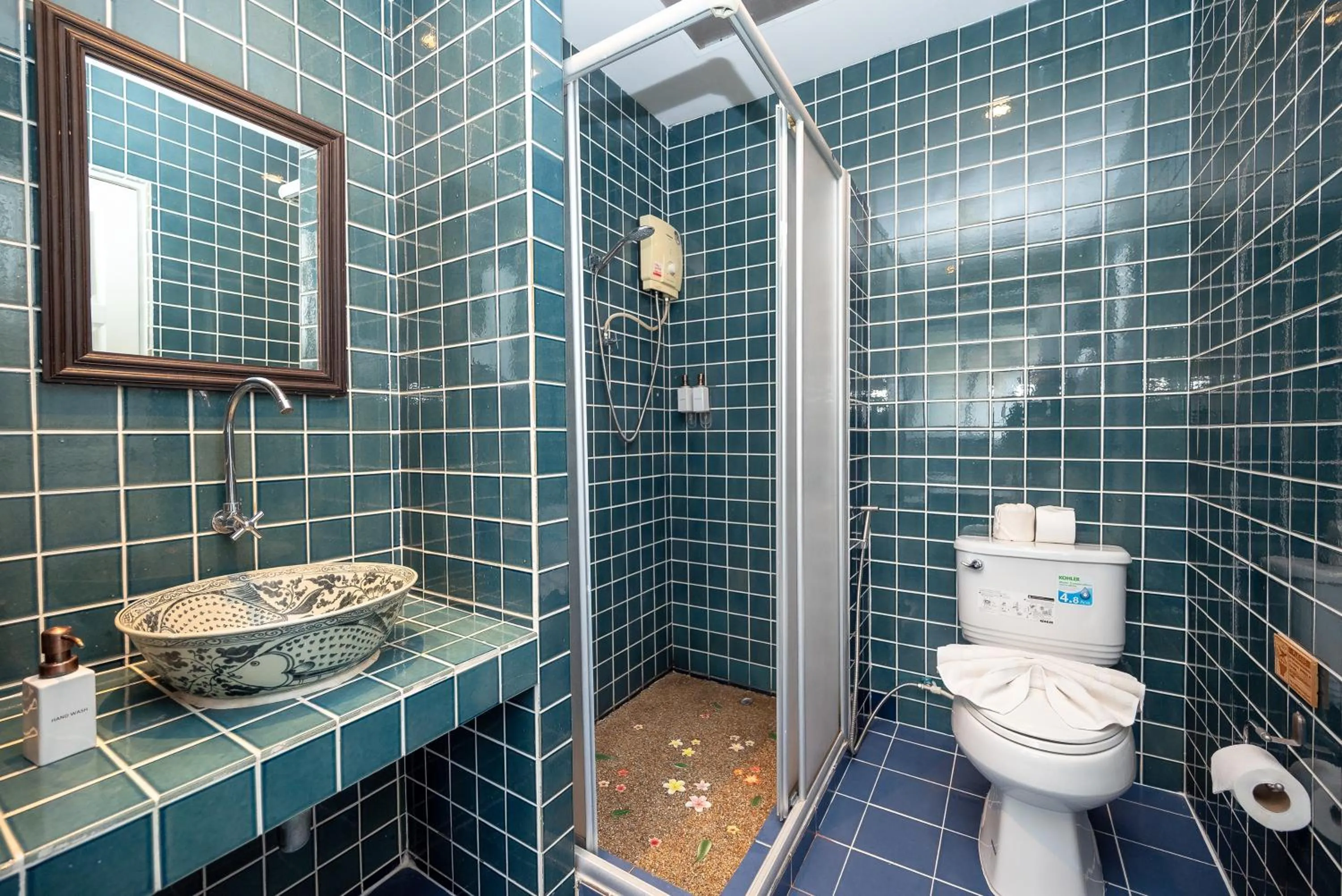 Bathroom in Le Charme Sukhothai Historical Park