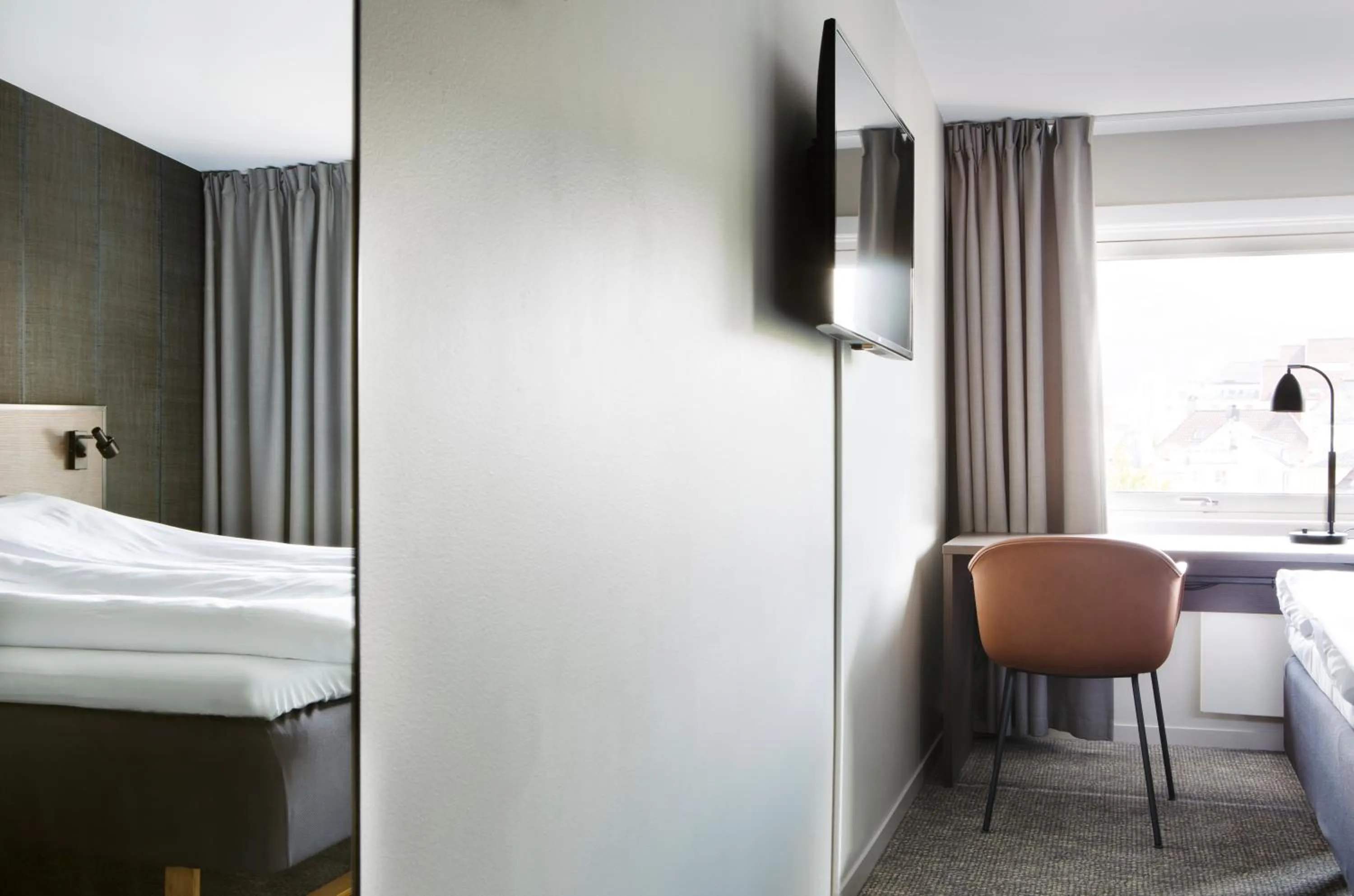 Bedroom, Bed in Comfort Hotel Bergen