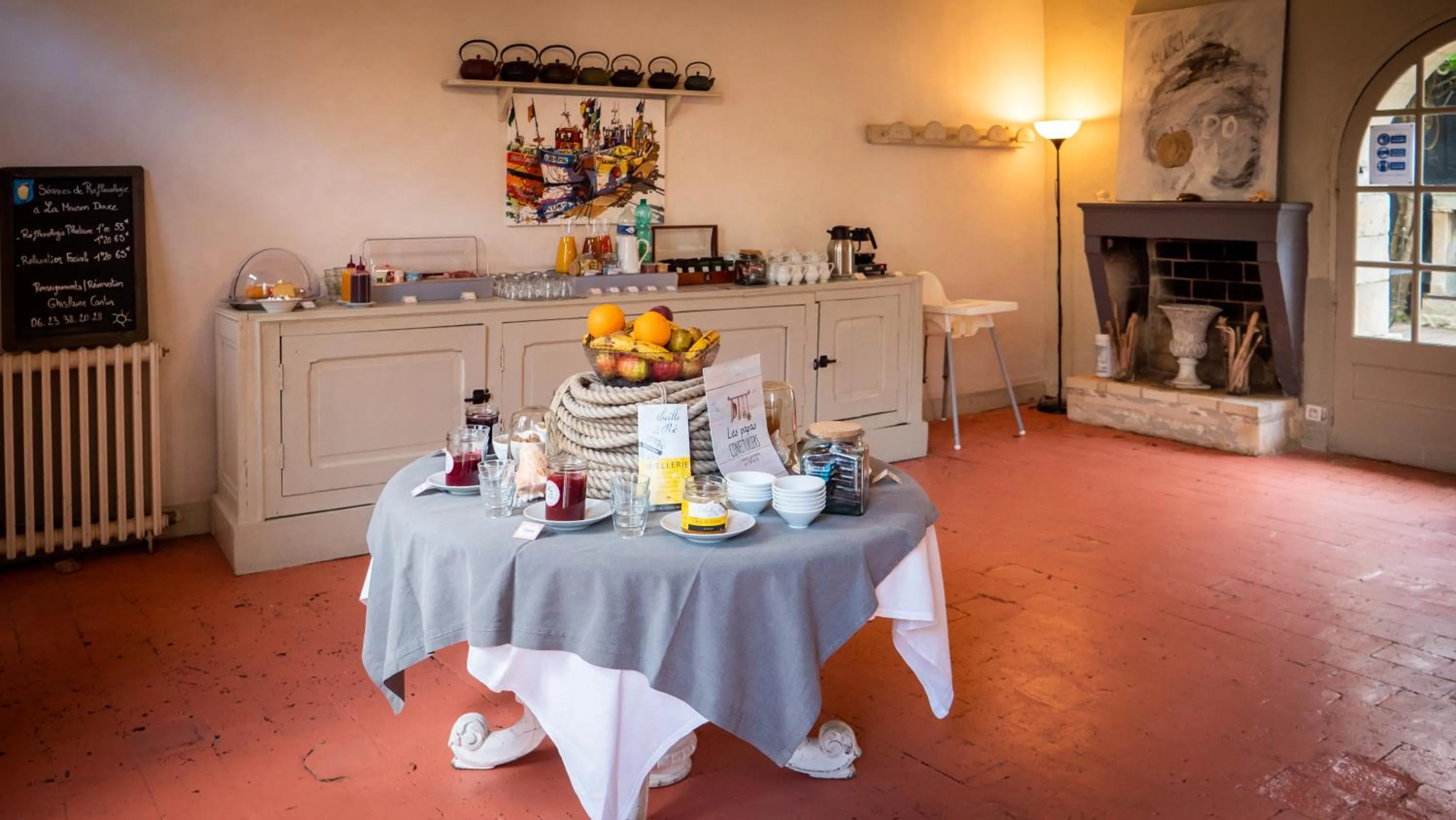 Breakfast in La Maison Douce