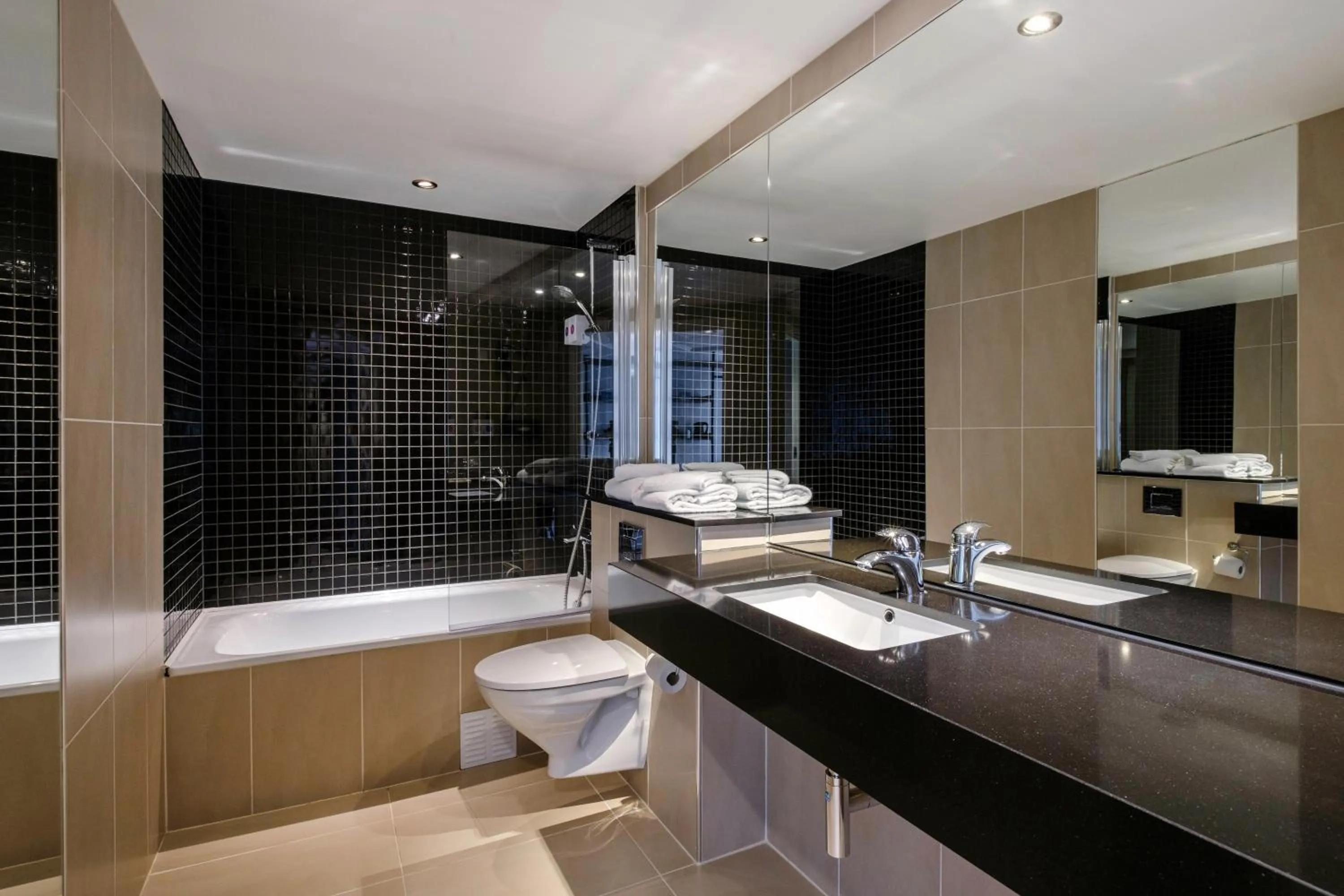 Bathroom in Quality Hotel Edvard Grieg