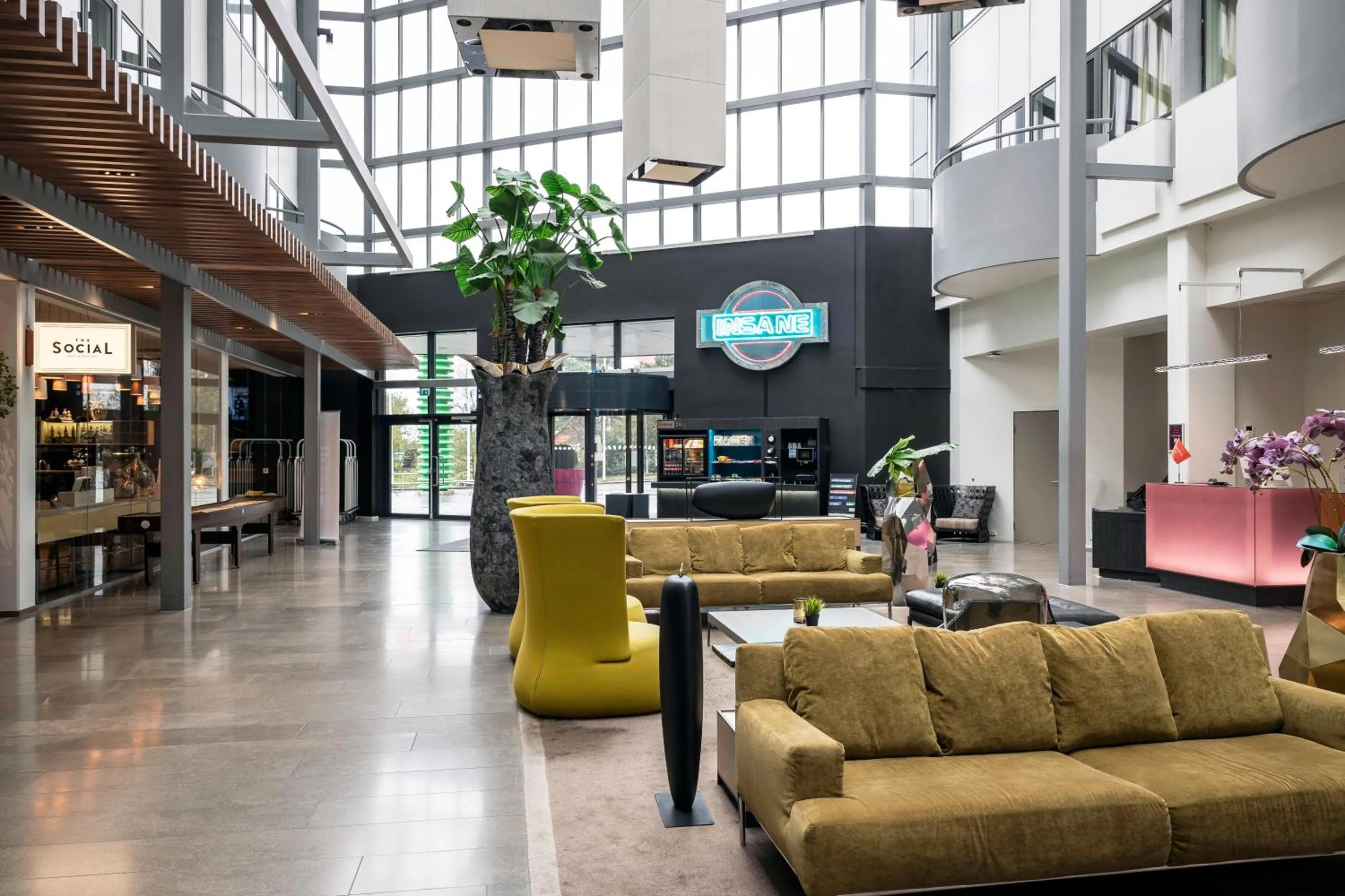 Facade/entrance in Quality Hotel Edvard Grieg