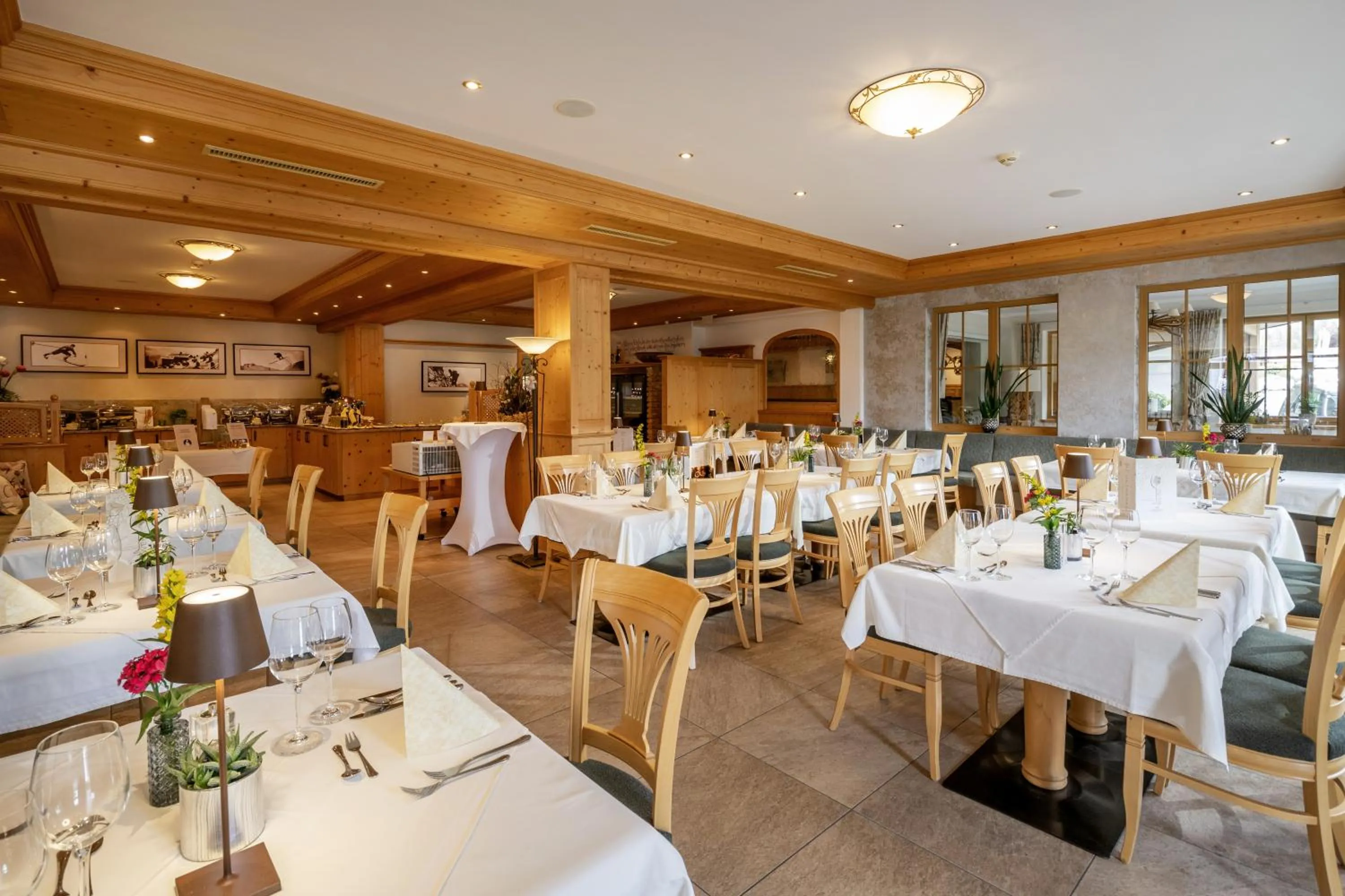 Restaurant/places to eat in Alpen Glück Hotel Kirchberger Hof