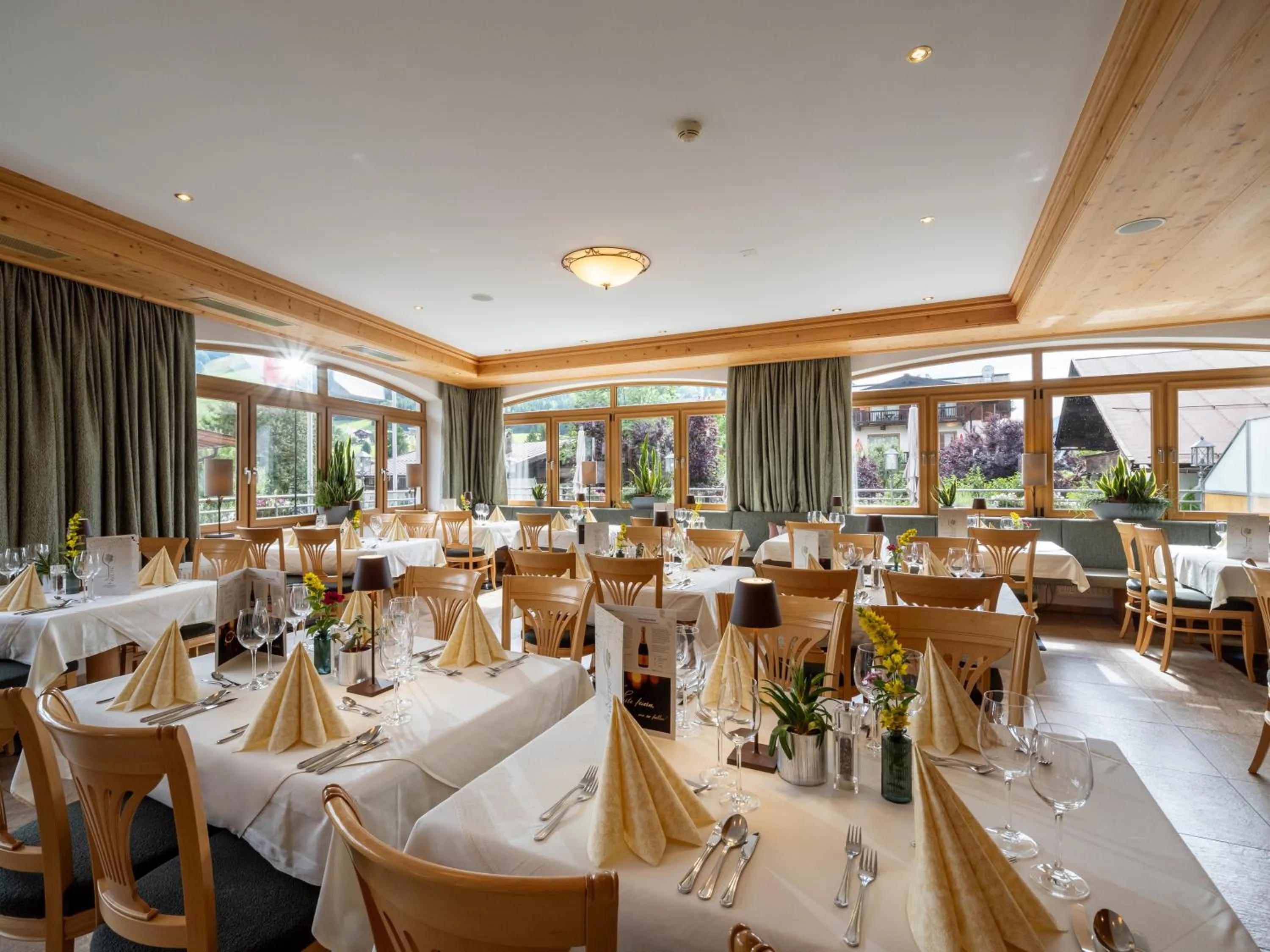 Restaurant/places to eat in Alpen Glück Hotel Kirchberger Hof