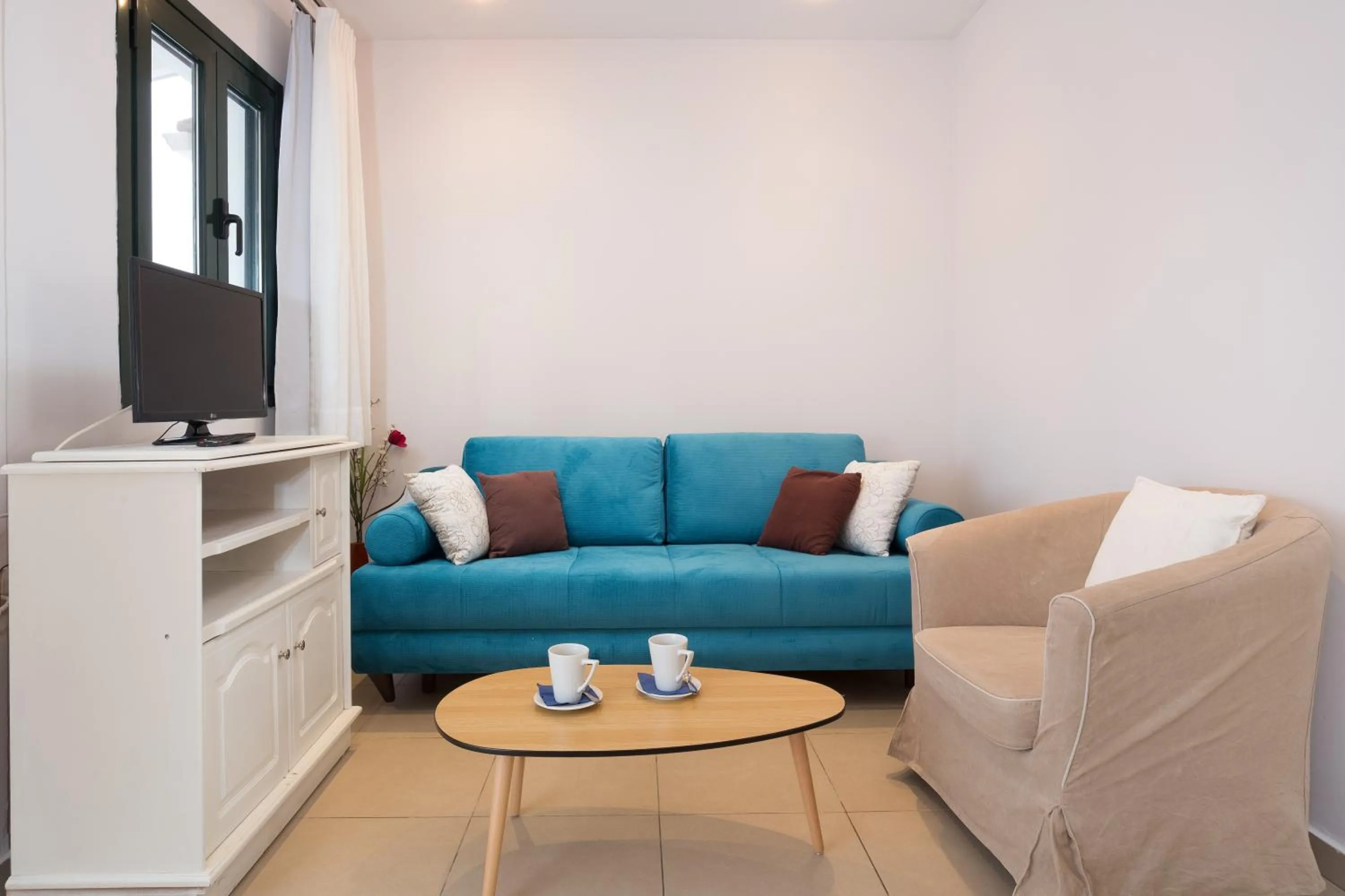 Living room in The Wave