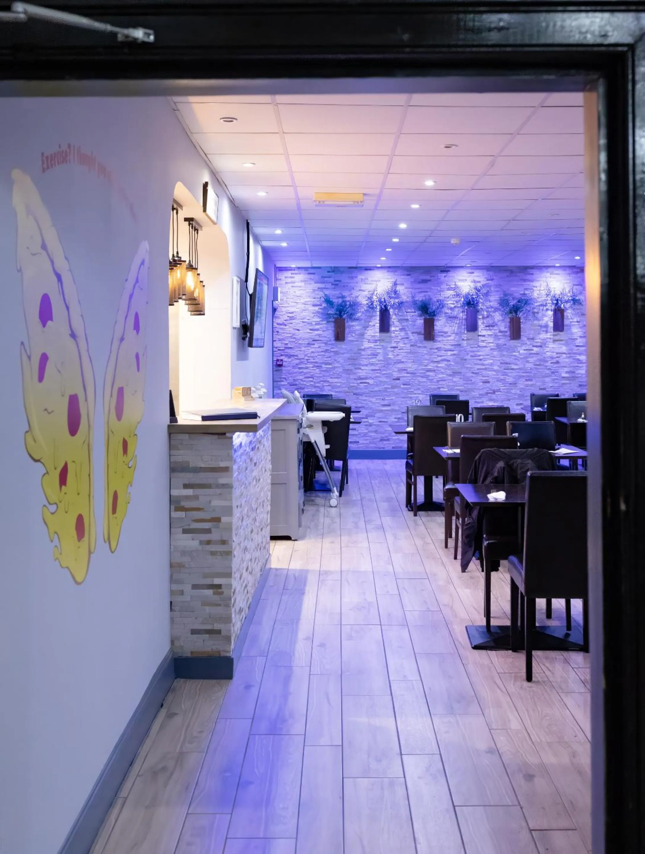 Dining area in County Hotel