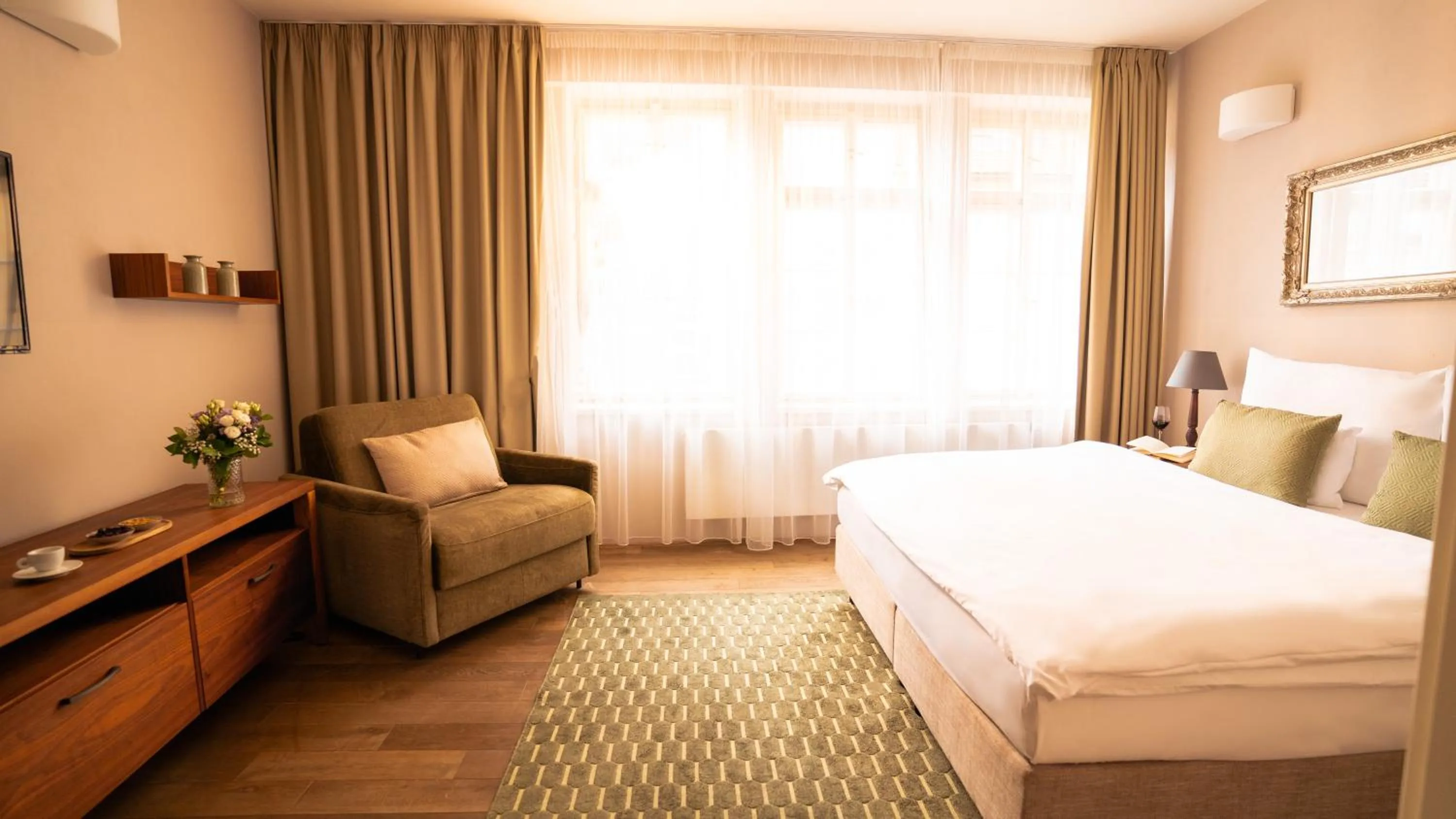 Bed in Hotel Golden Key Prague Castle