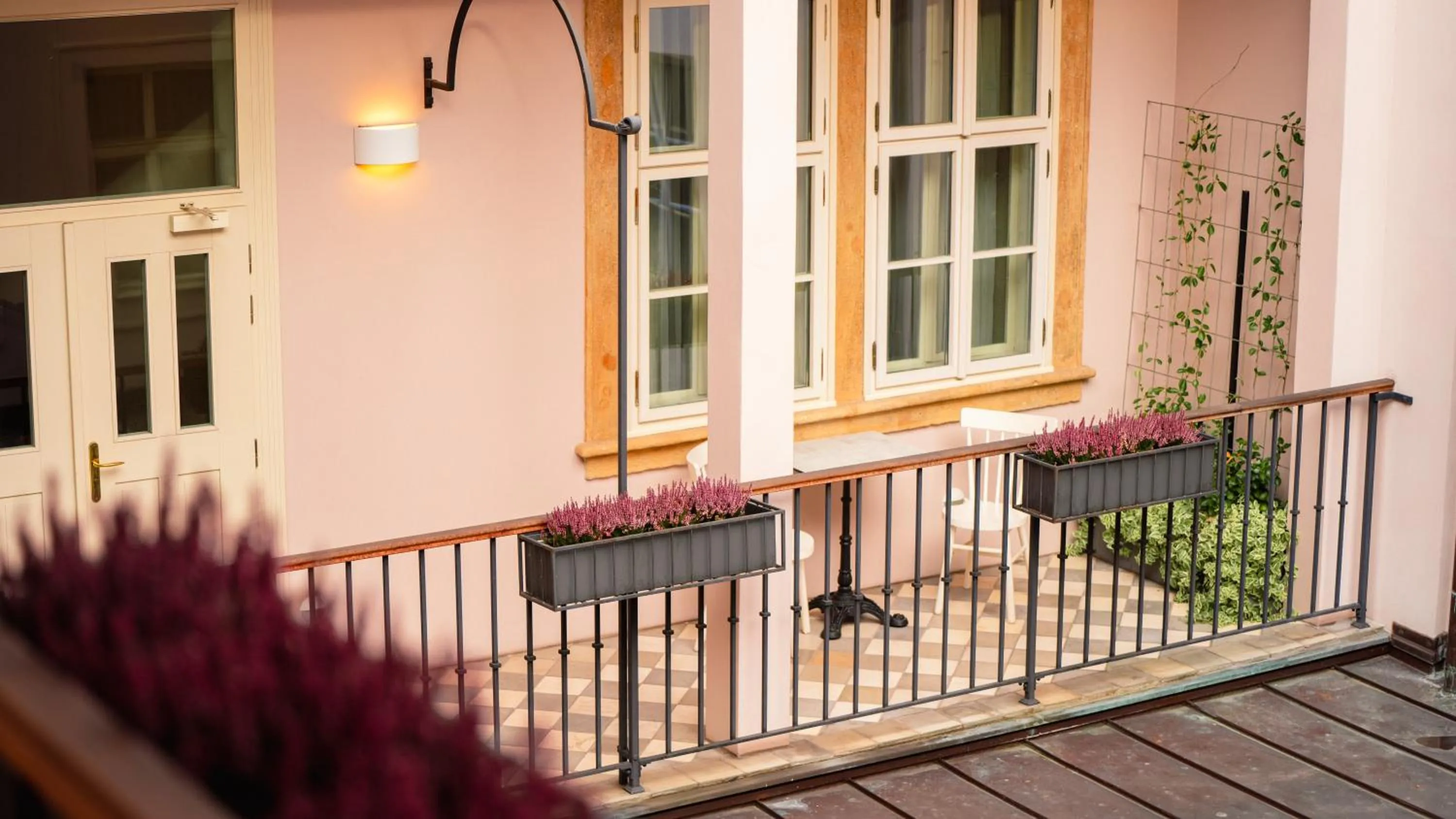 Property building in Hotel Golden Key Prague Castle