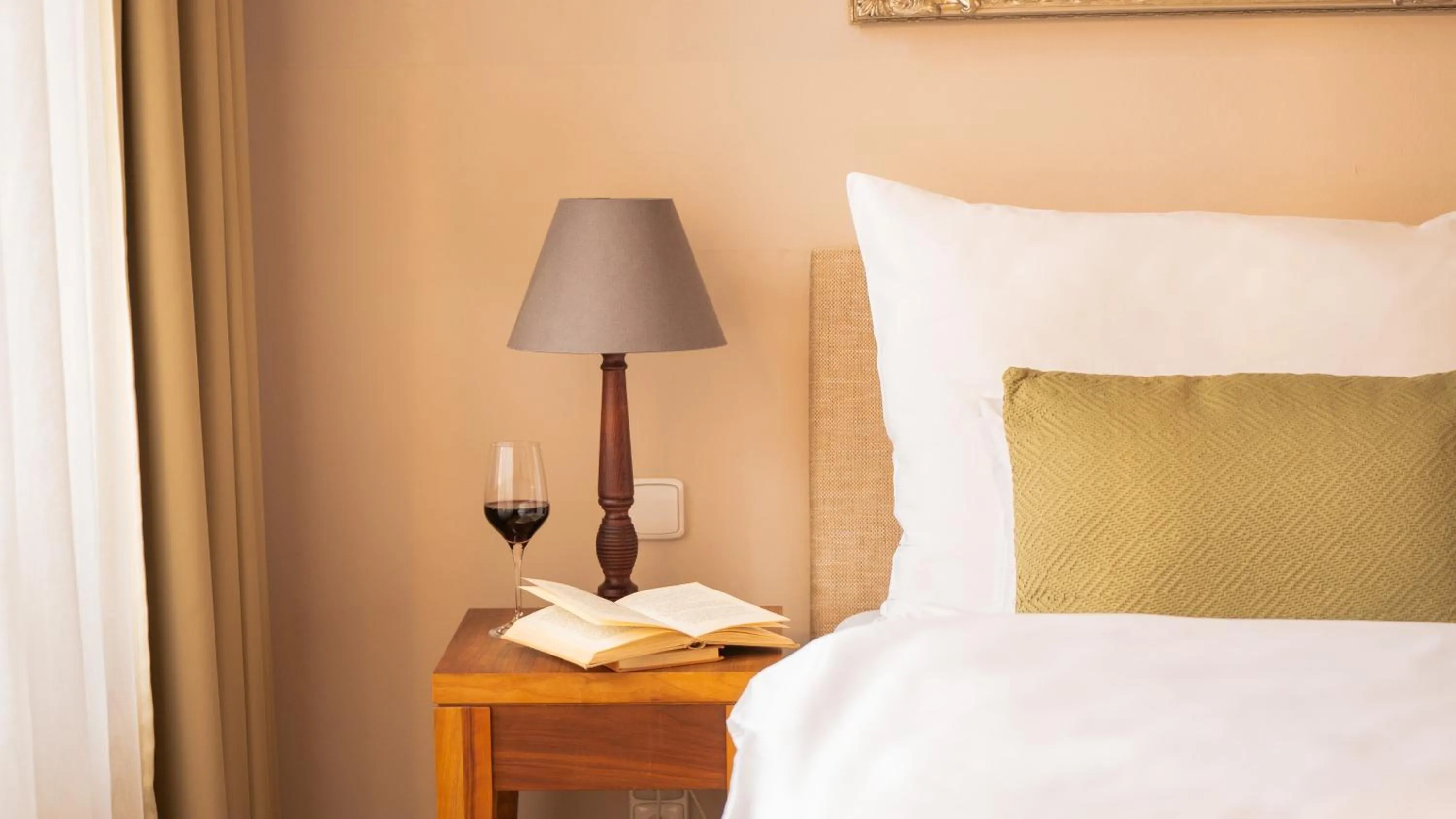 Bed in Hotel Golden Key Prague Castle