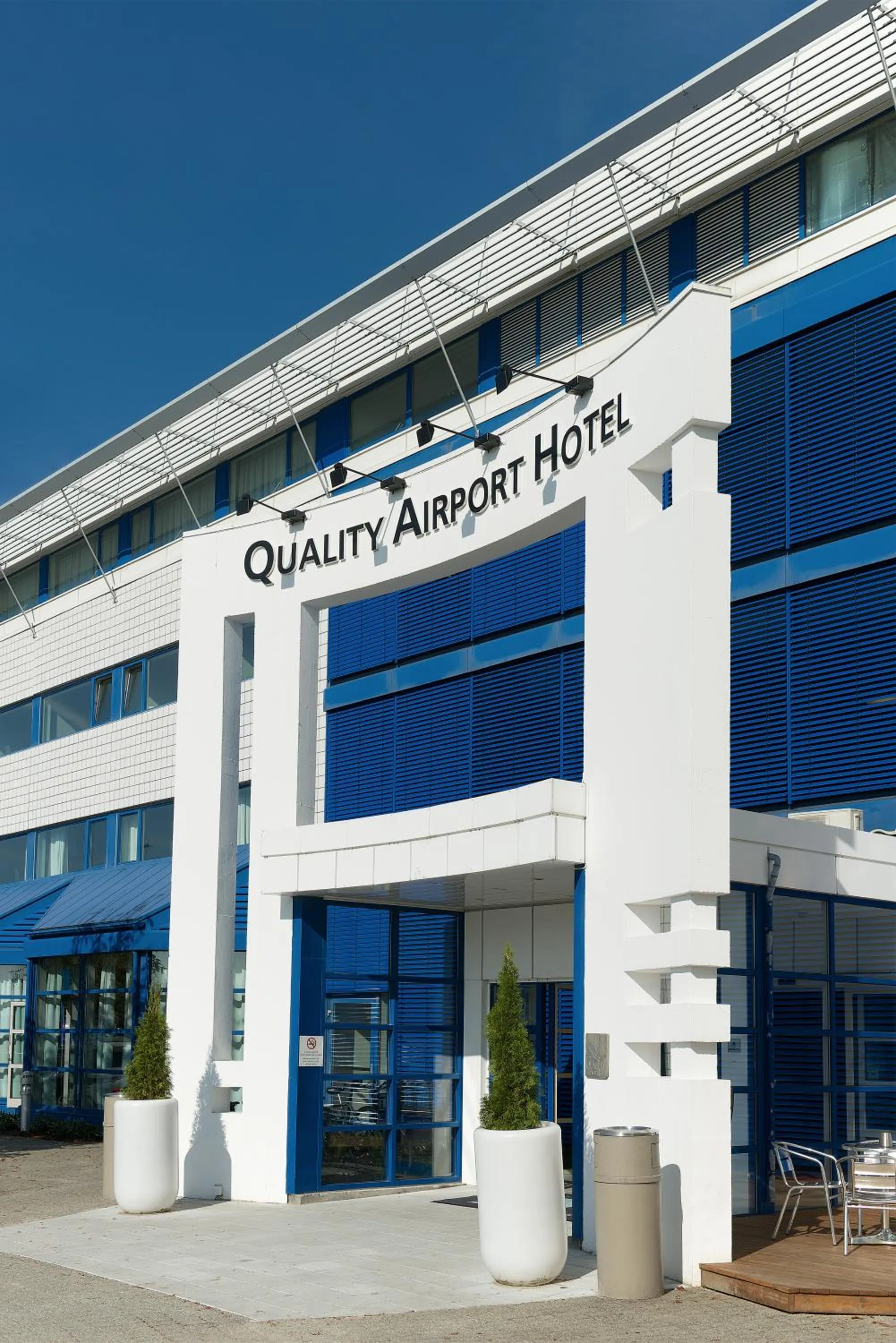 Facade/entrance in Quality Airport Hotel Stavanger