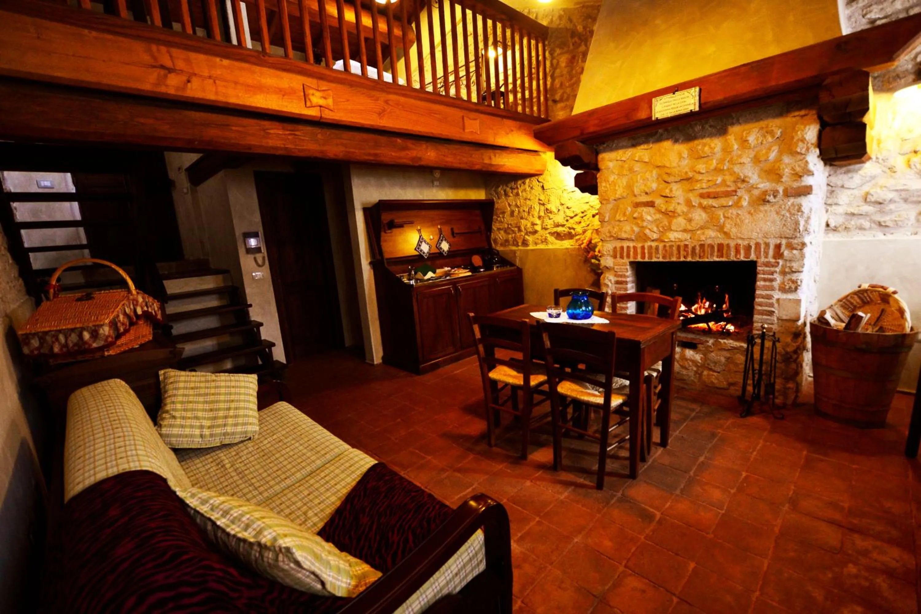 Dining area in Robur Marsorum Albergo Diffuso