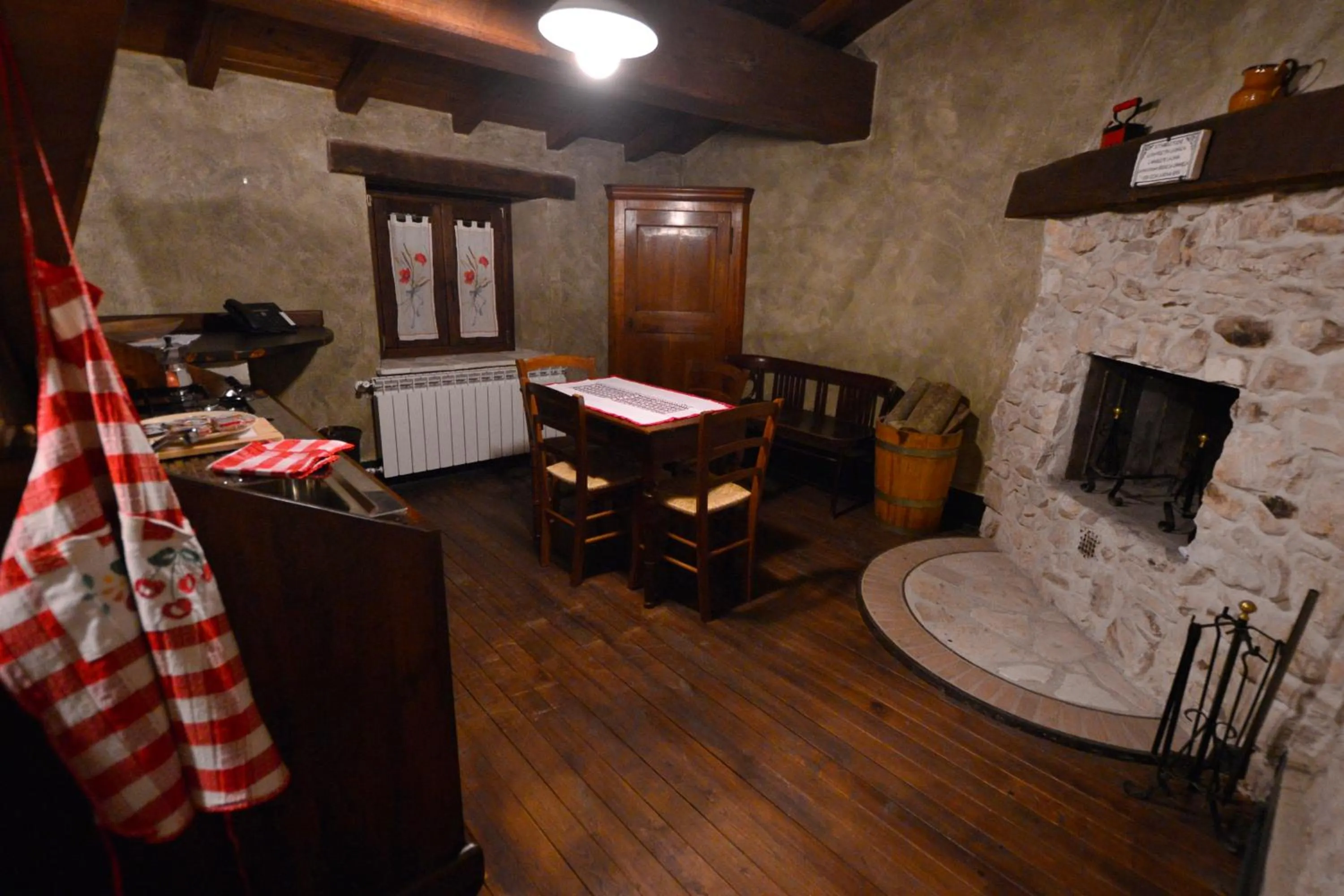 Robur Marsorum Albergo Diffuso