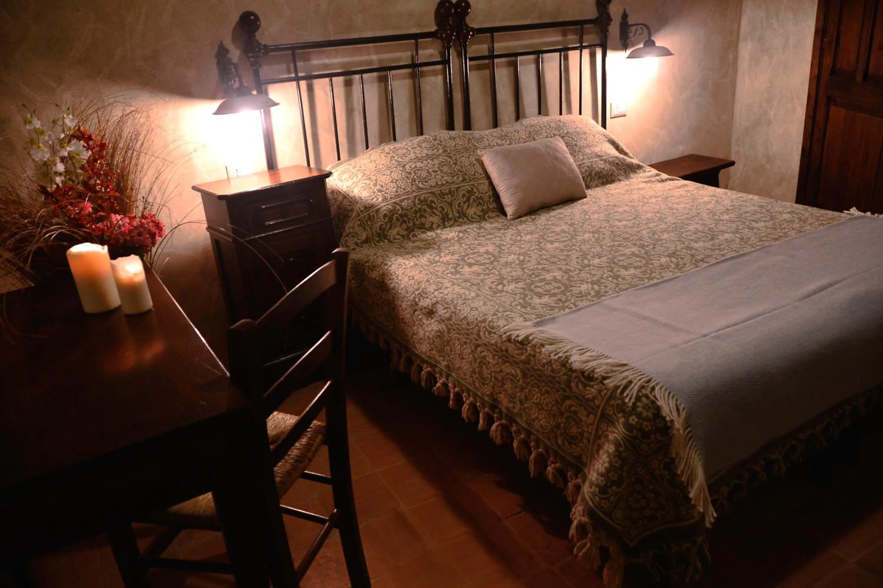 Bed in Robur Marsorum Albergo Diffuso