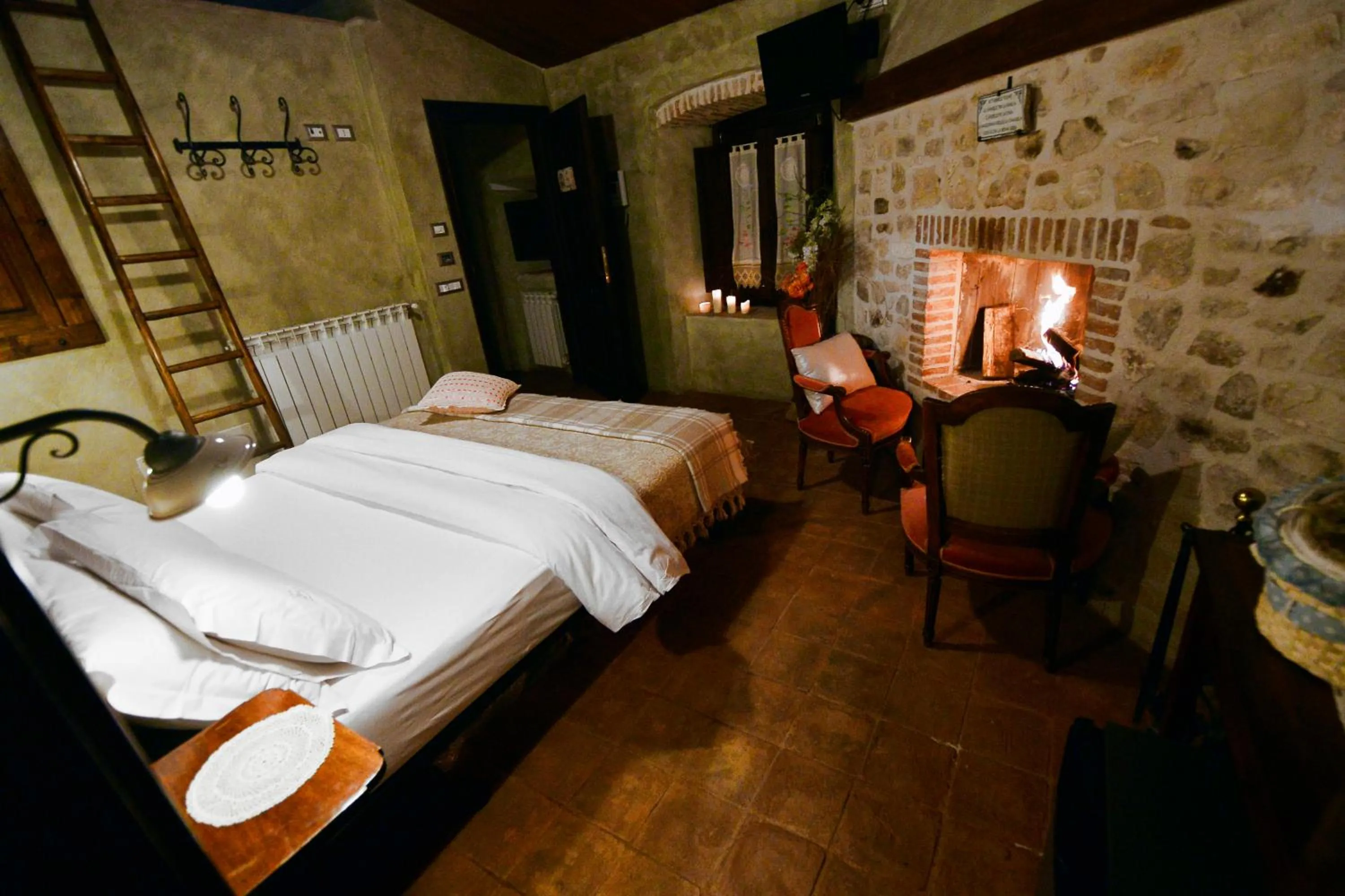 Bedroom, Bed in Robur Marsorum Albergo Diffuso