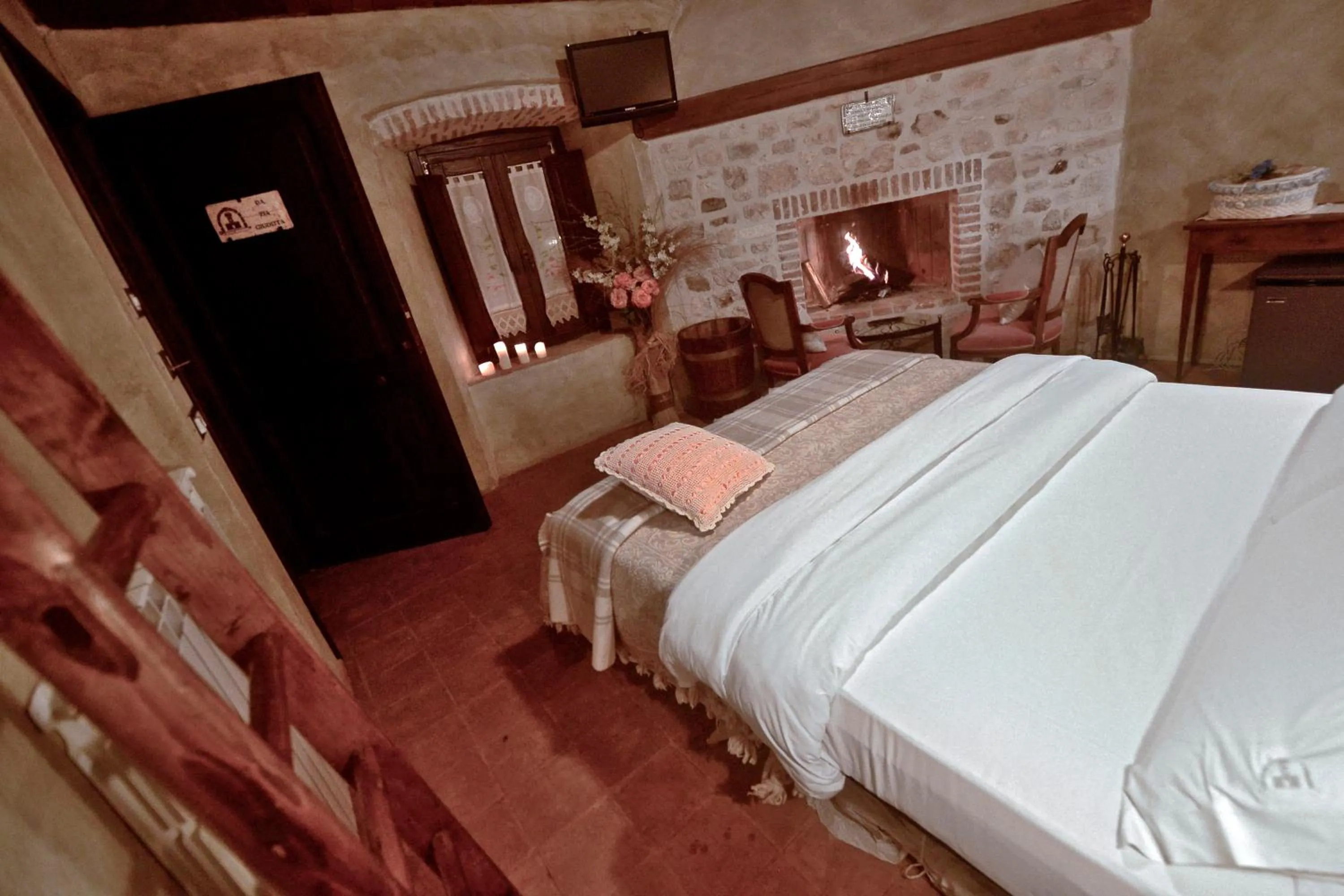 Bed in Robur Marsorum Albergo Diffuso