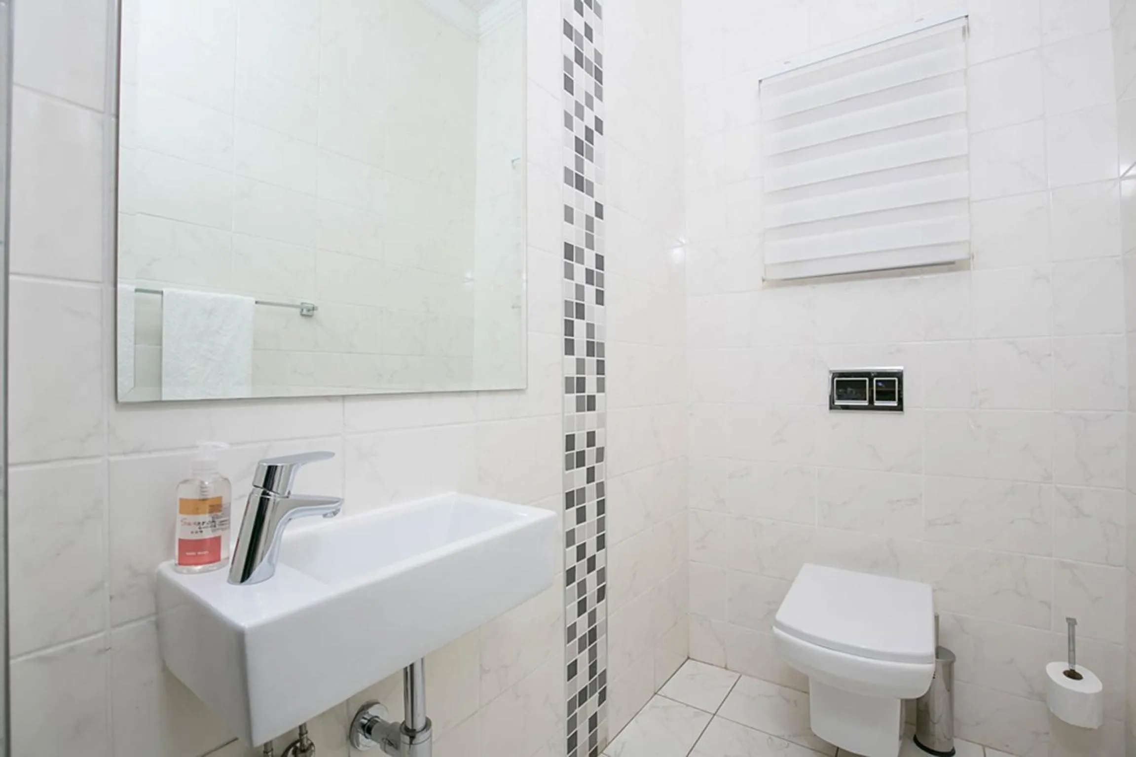 Toilet in Sunrock Guesthouse