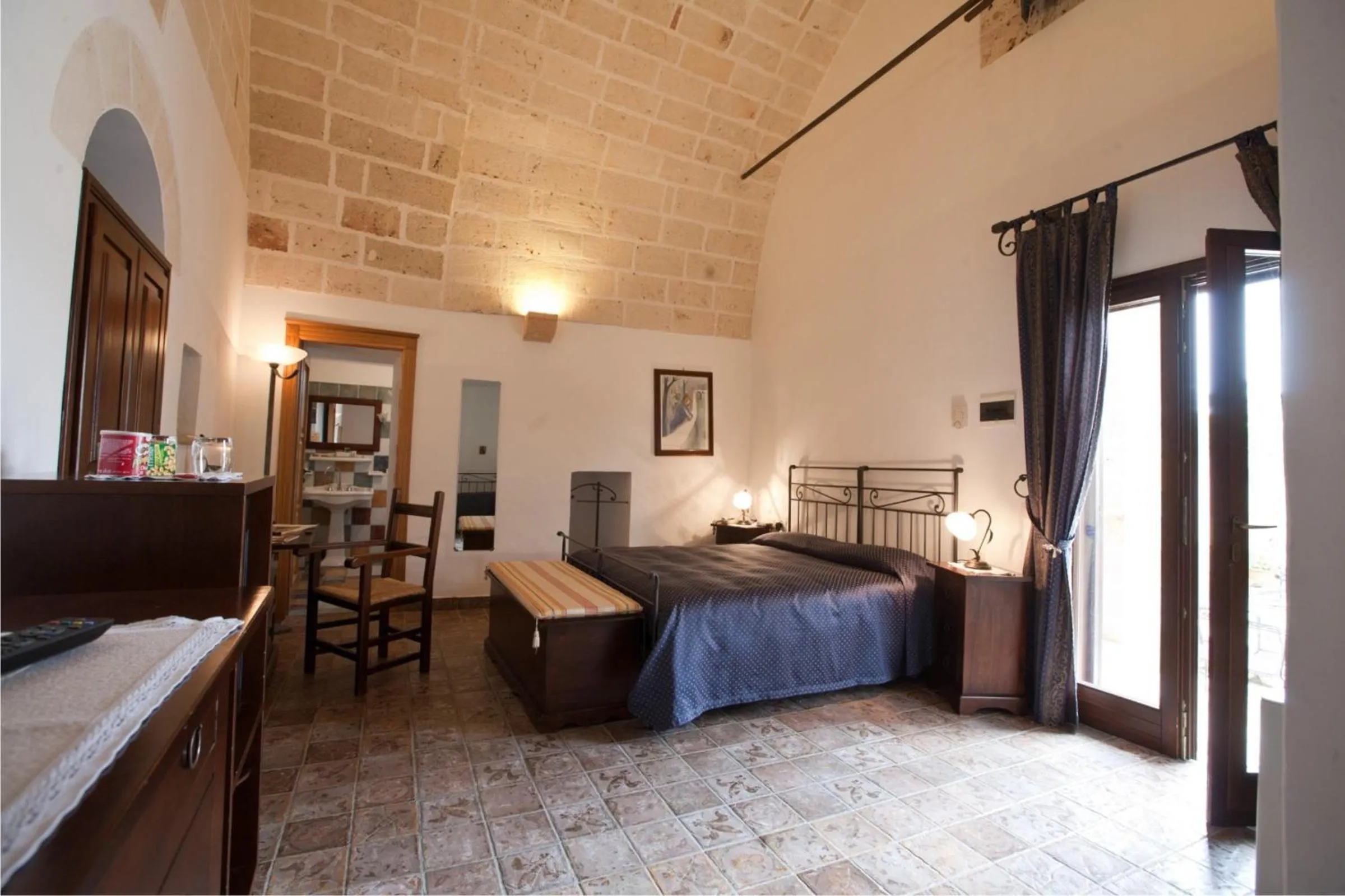 Photo of the whole room in Masseria Bosco & Masseria Strazzati