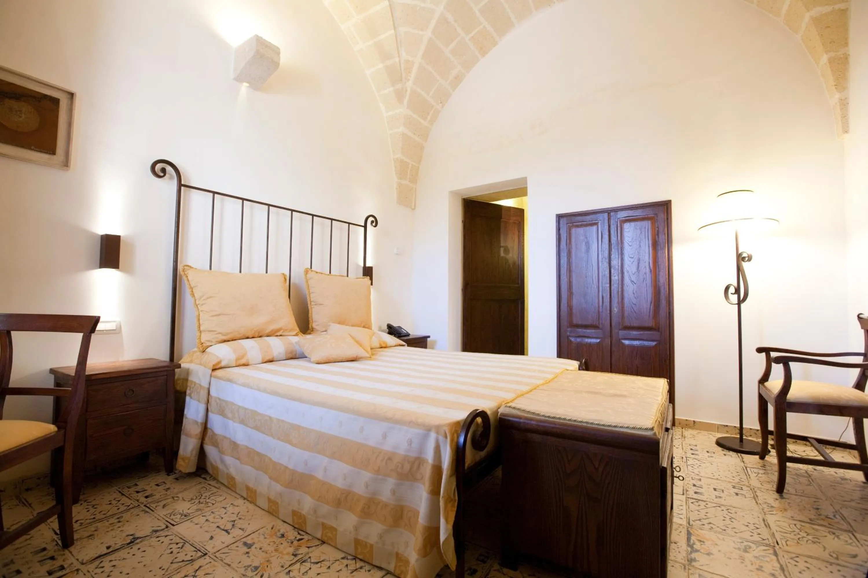 Photo of the whole room in Masseria Bosco & Masseria Strazzati