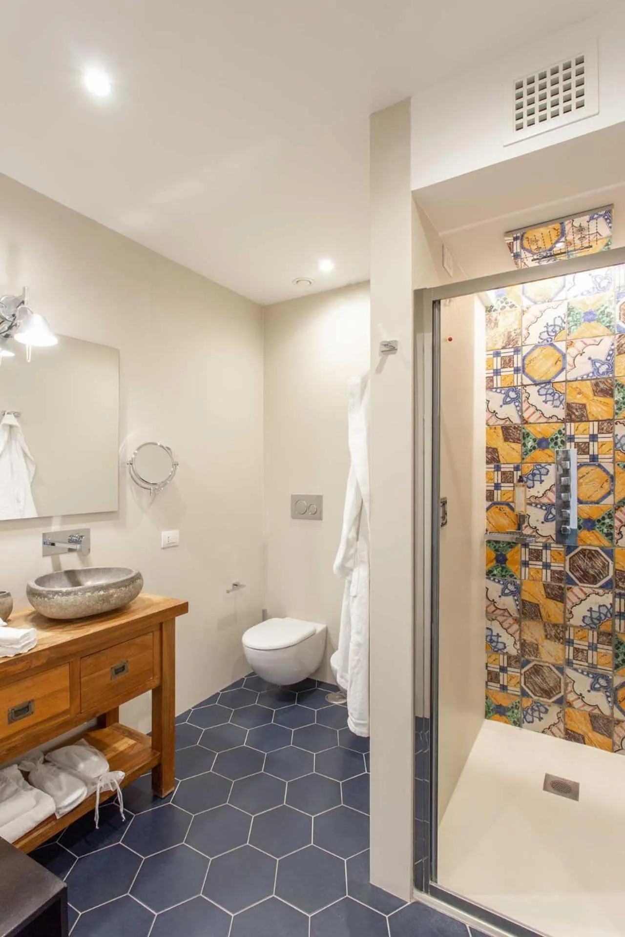 Bathroom in Accademia 39