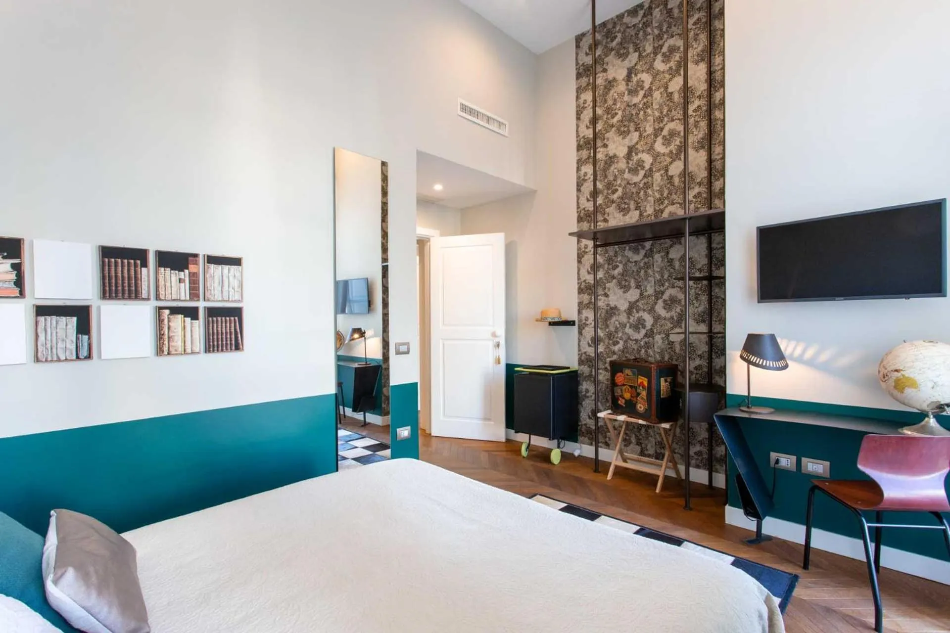 View (from property/room), Bed in Accademia 39