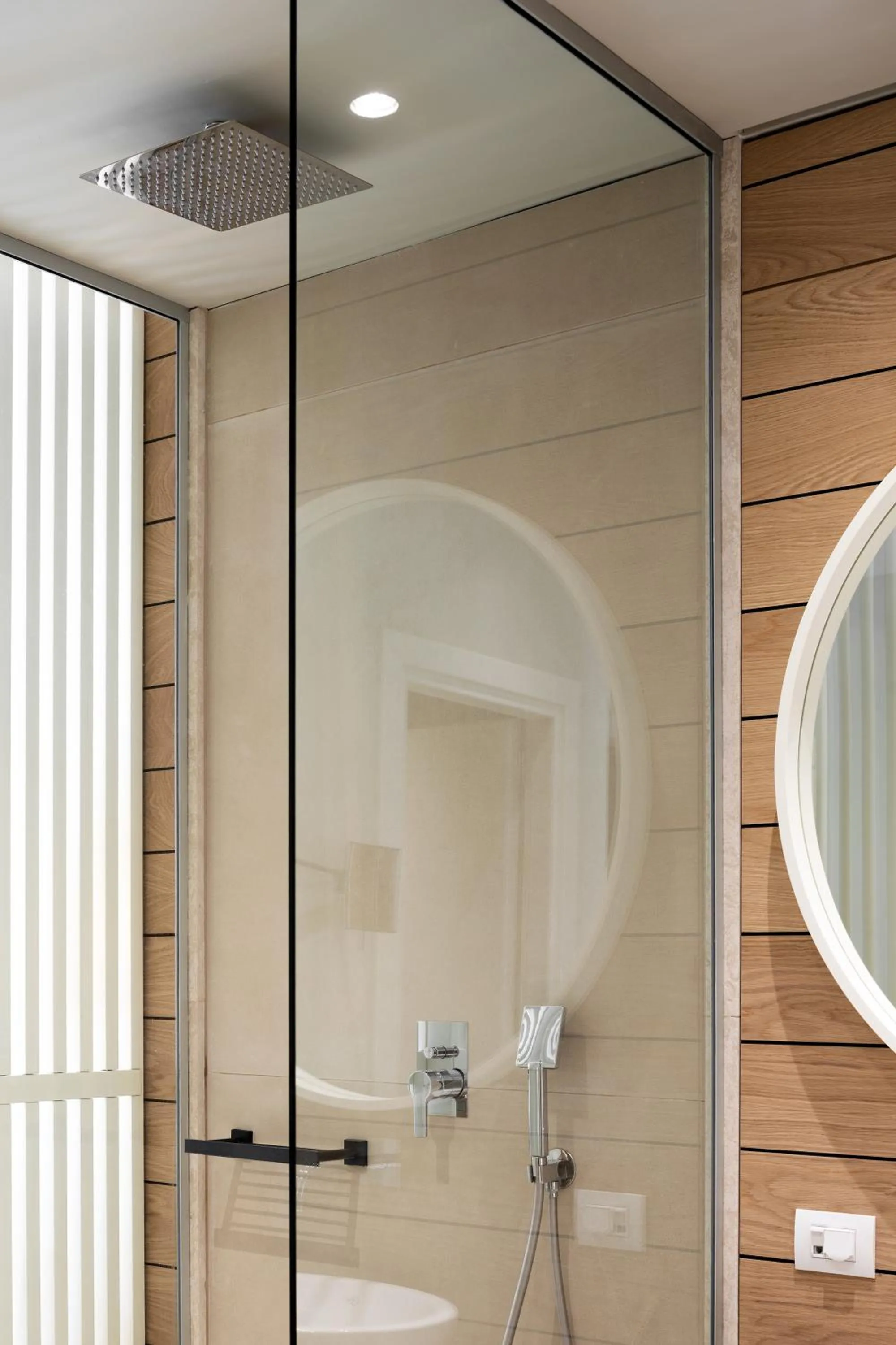 Ikones Seafront Luxury Suites