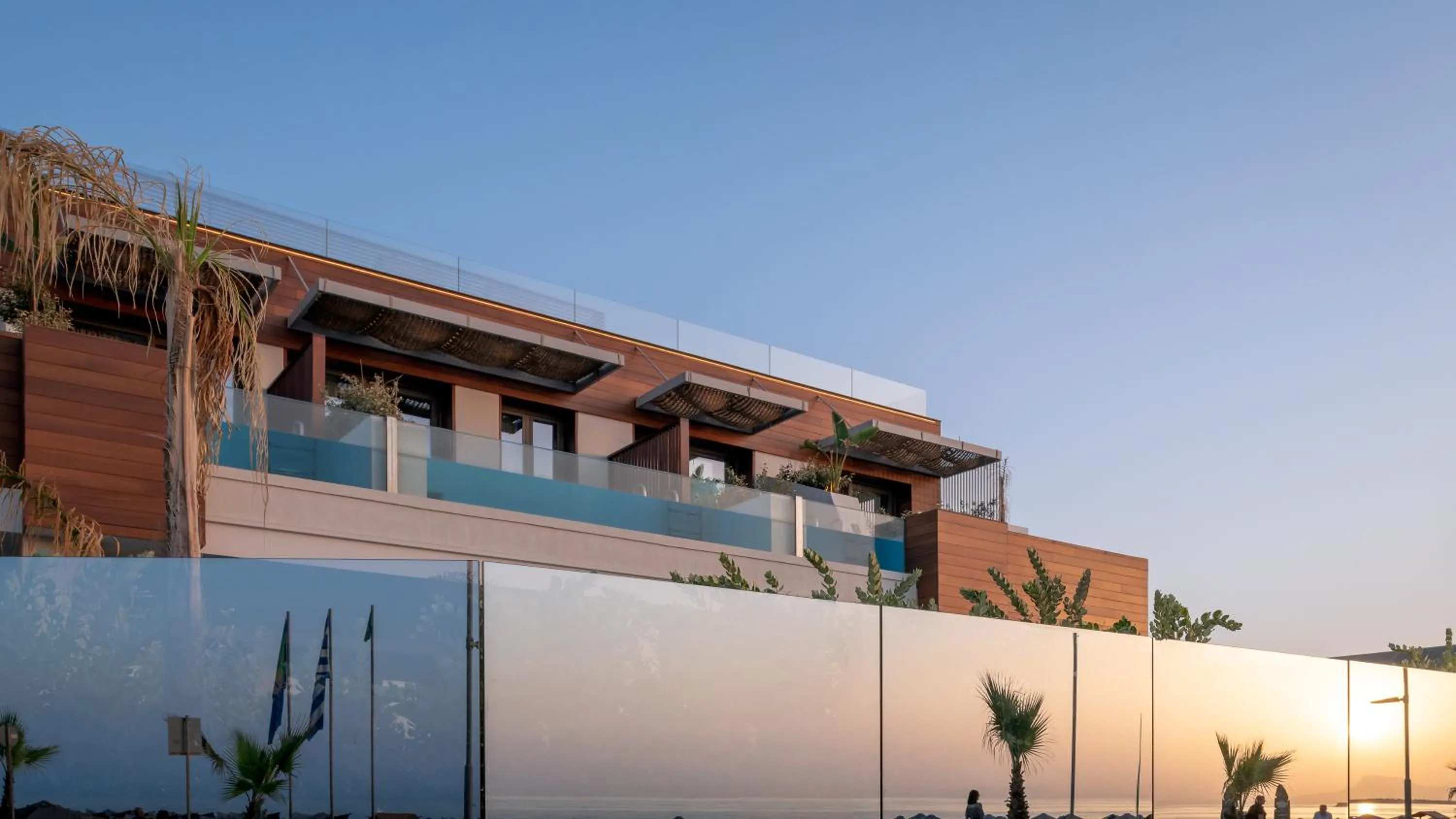 Ikones Seafront Luxury Suites