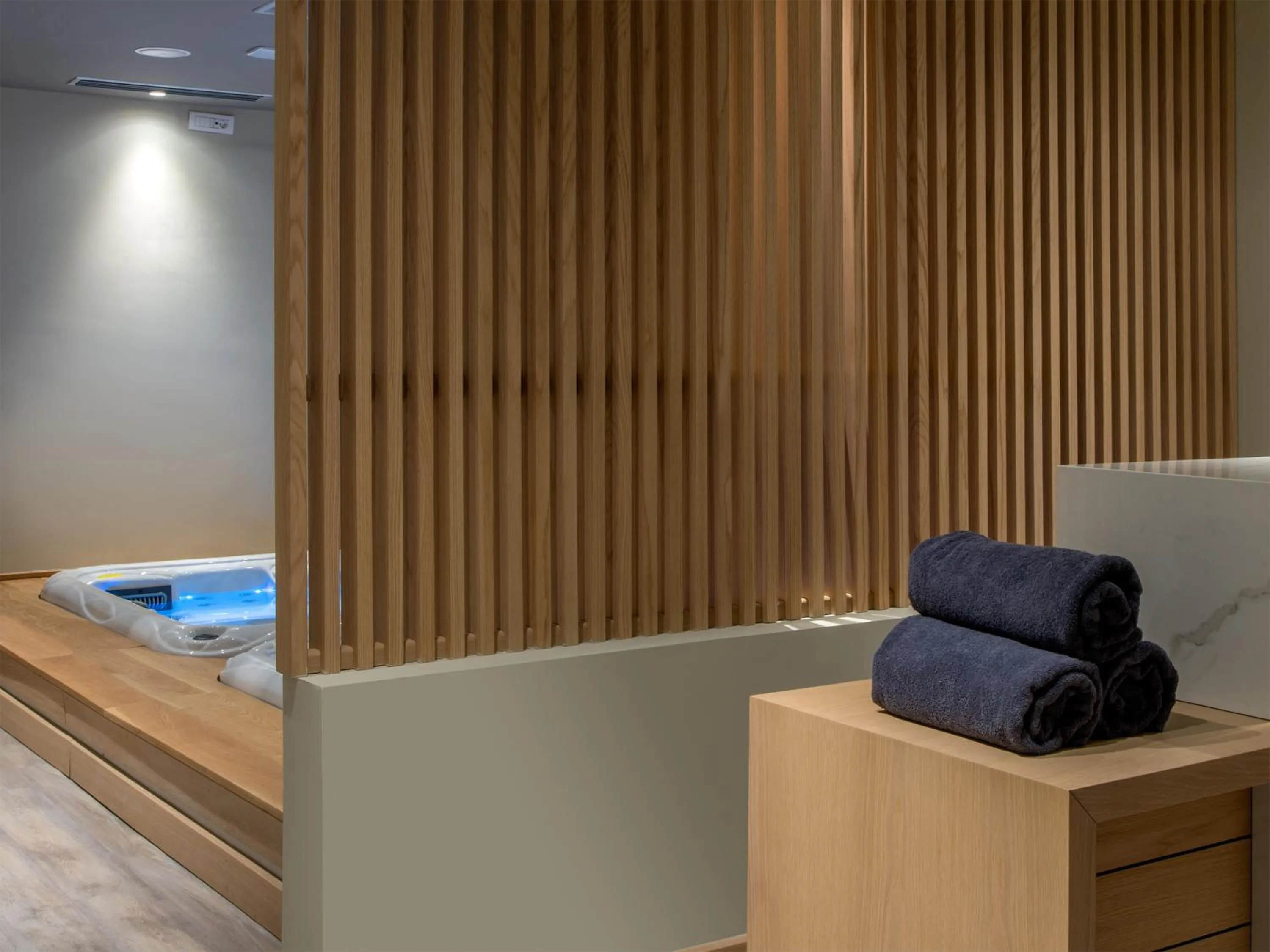 Ikones Seafront Luxury Suites