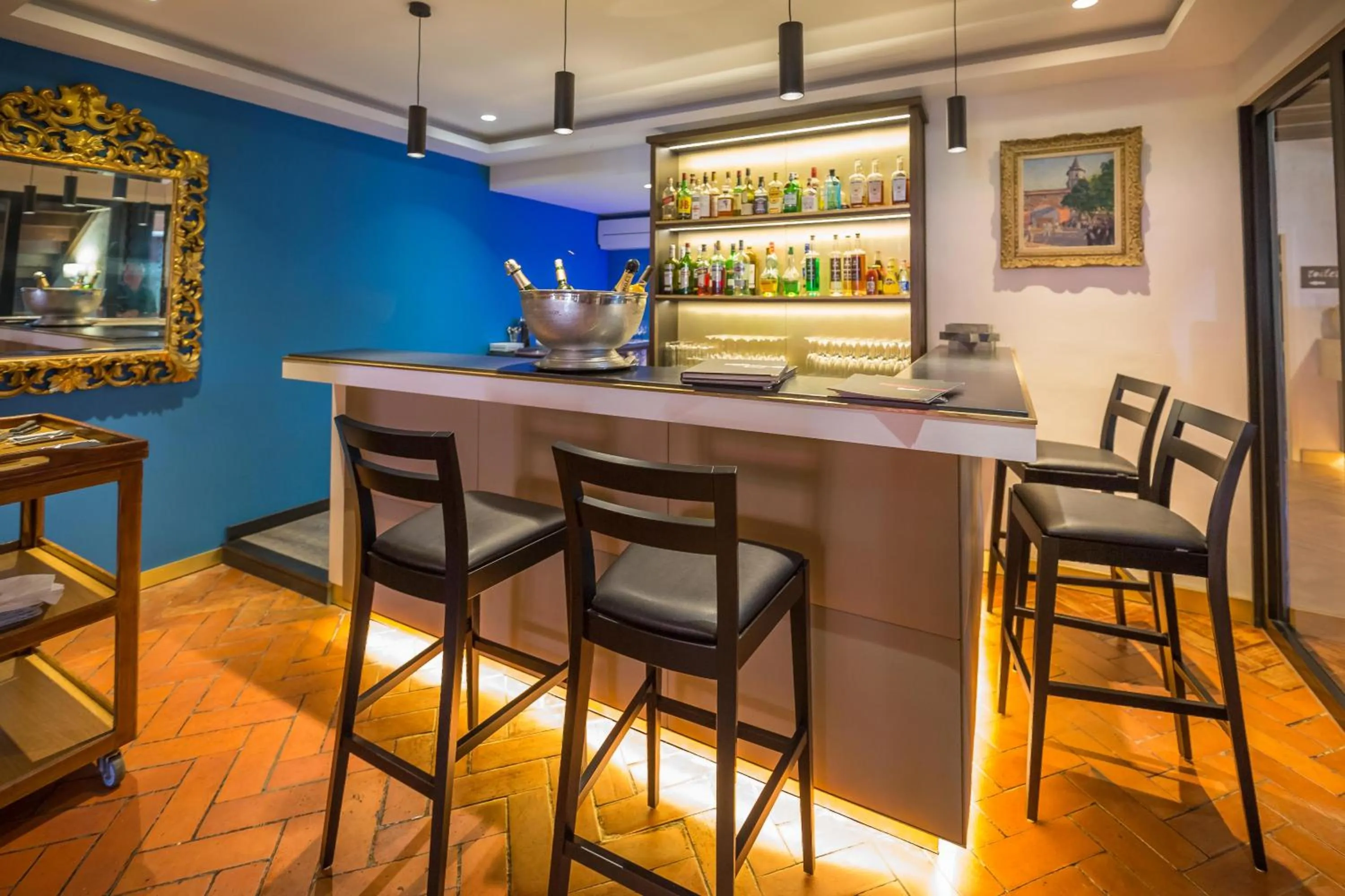 Lounge or bar in Hôtel Ithurria - Teritoria