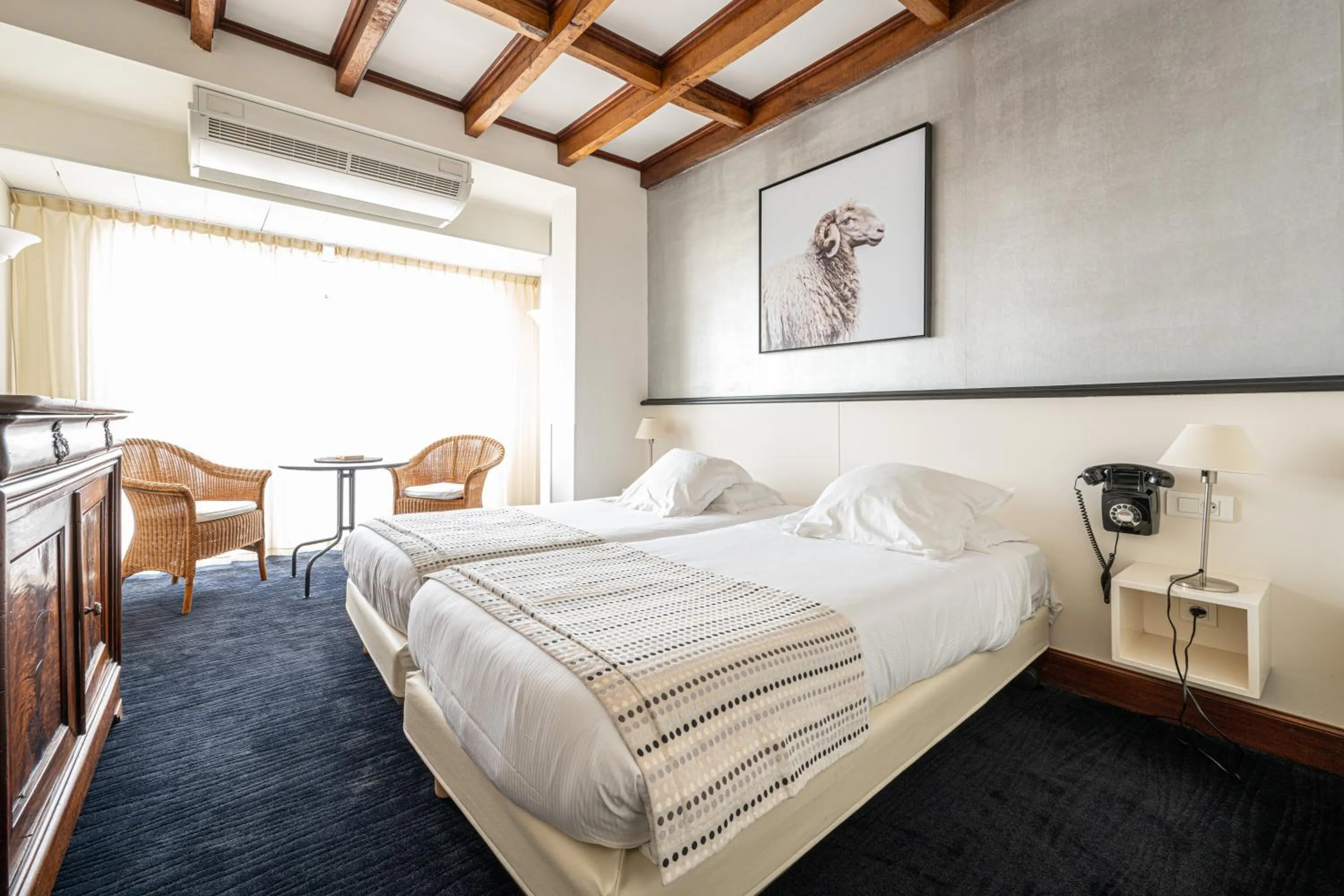 Bed in Hôtel Ithurria - Teritoria