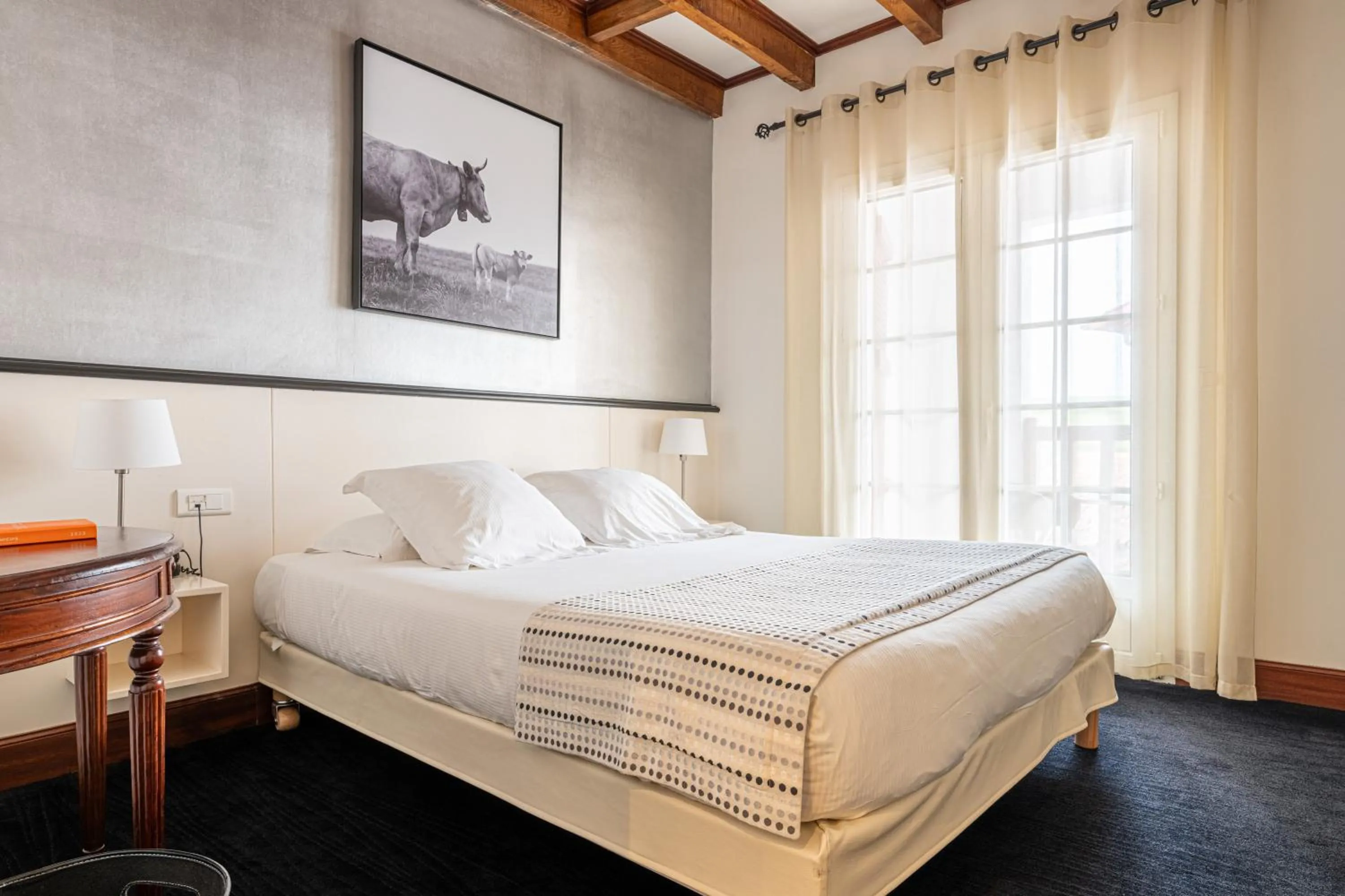 Bed in Hôtel Ithurria - Teritoria