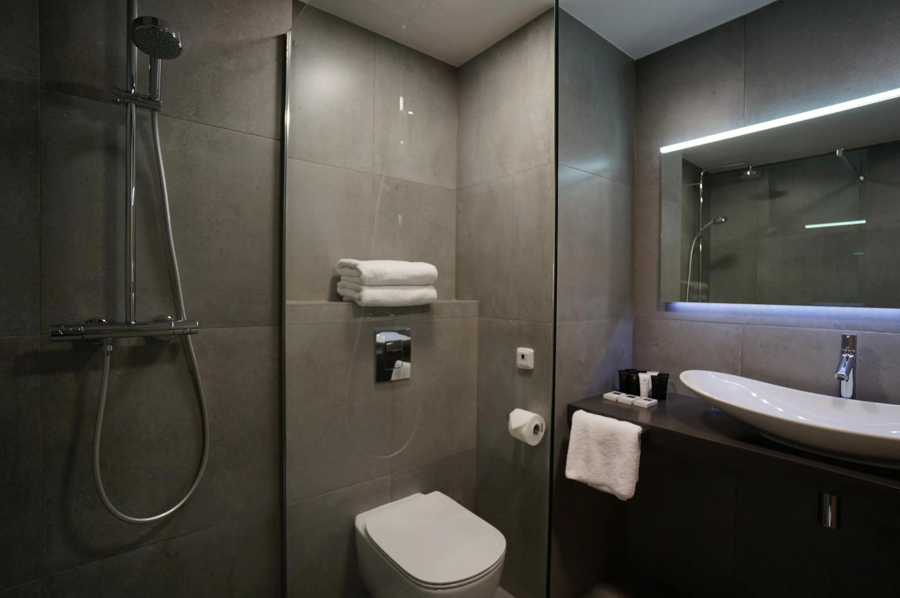 Bathroom in Friday Hotel