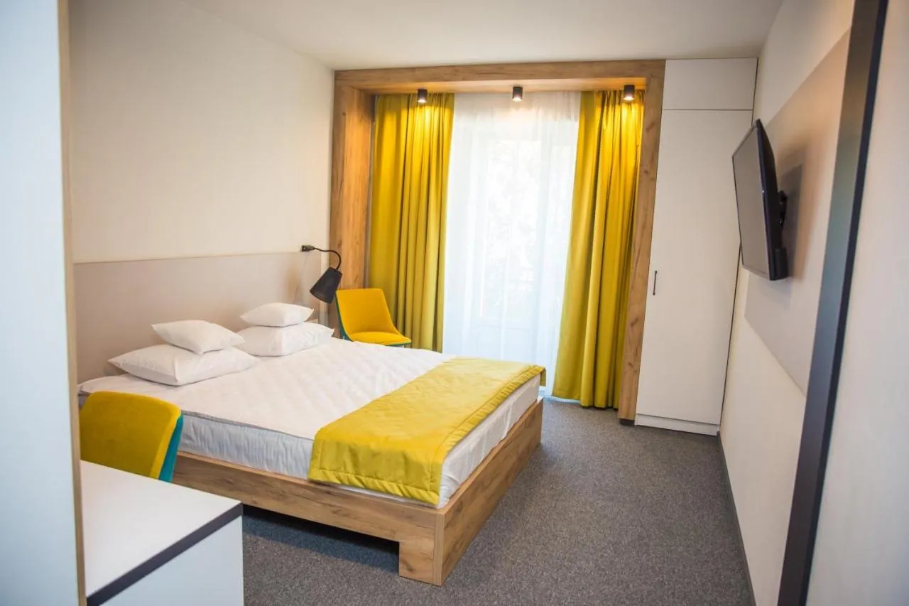 Bed in Hotel Bistrita