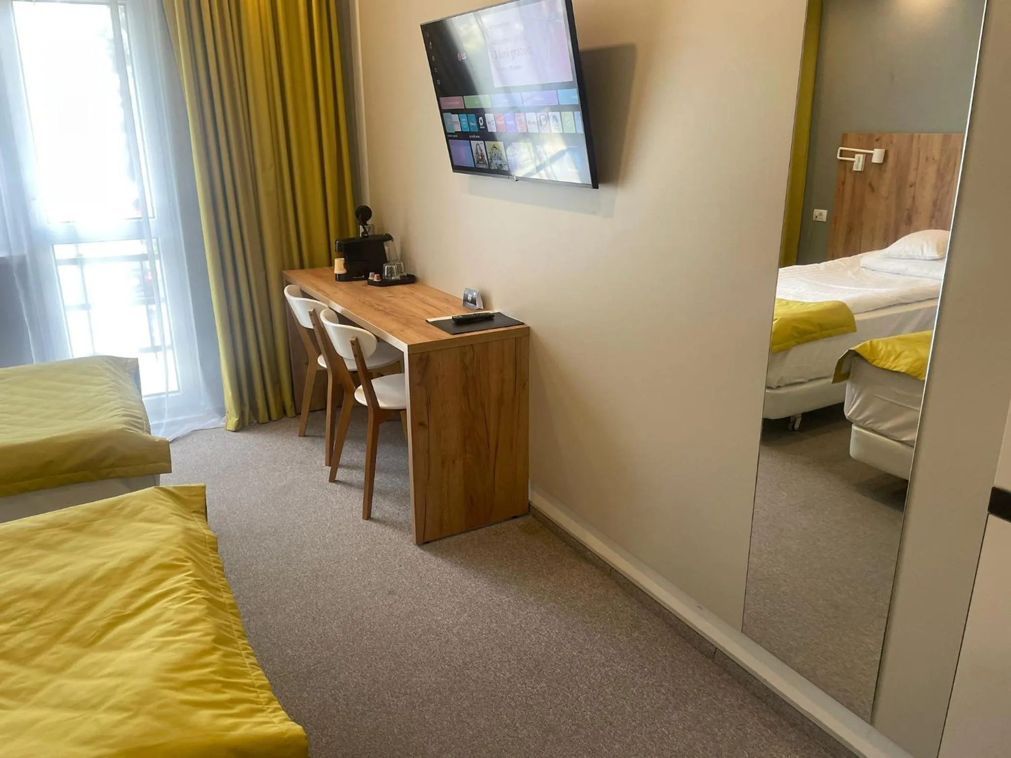 Bed in Hotel Bistrita