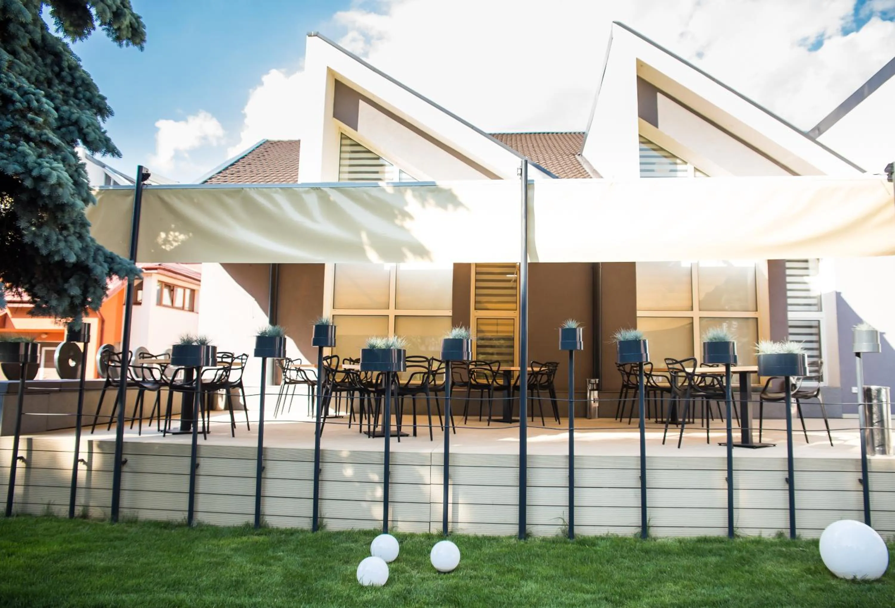 Restaurant/places to eat in Hotel Bistrita