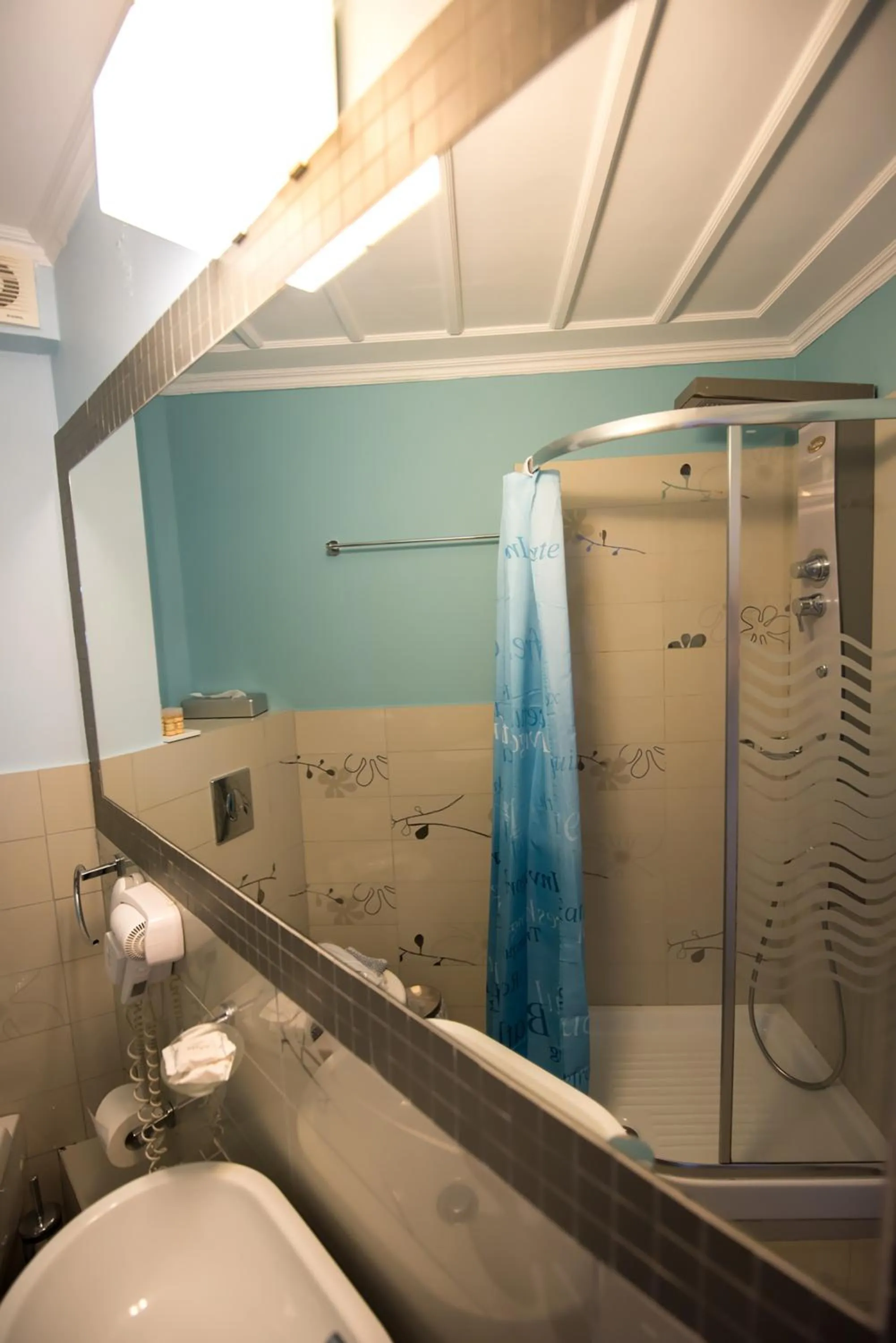 Shower in Amfitriti Palazzo