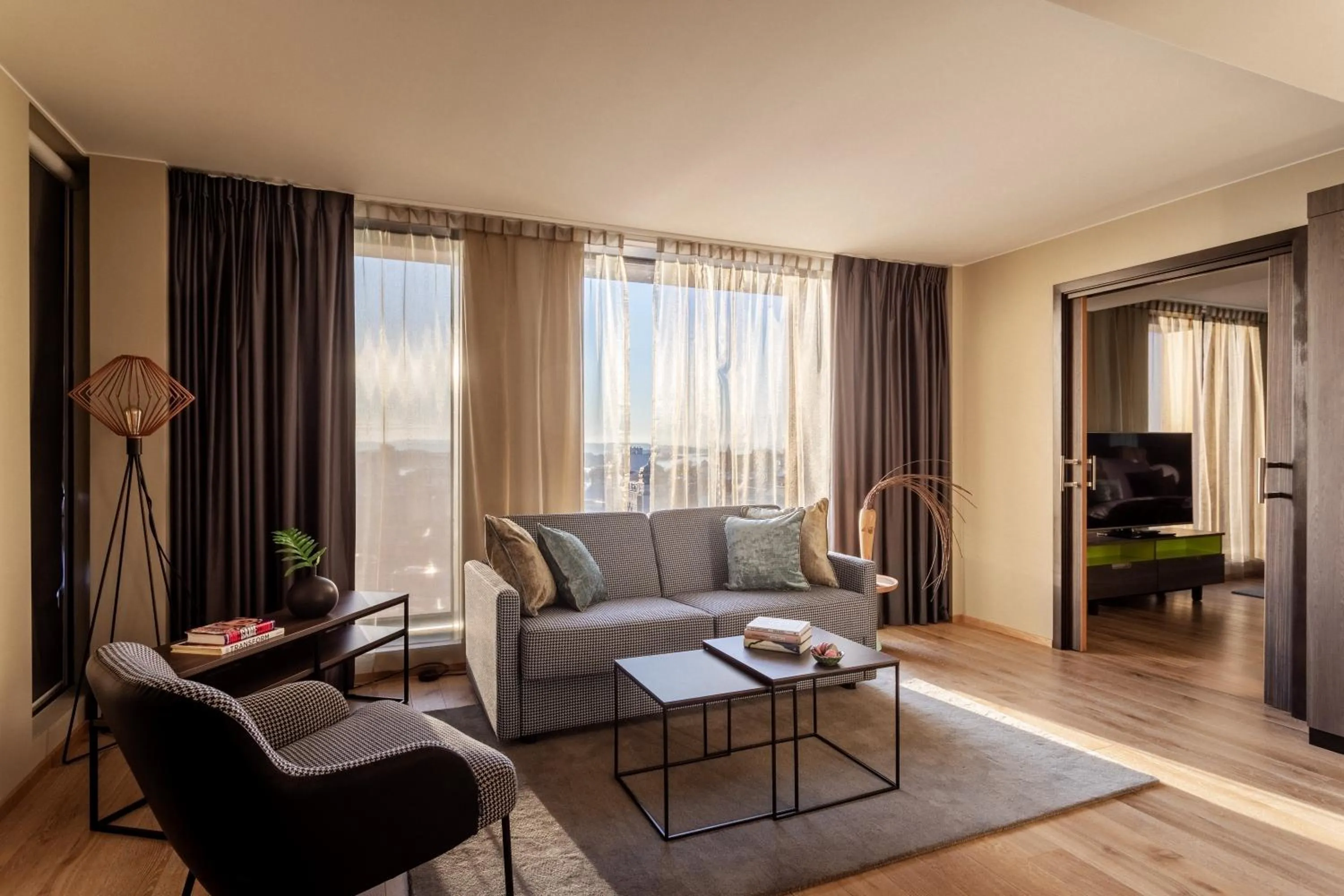 TV and multimedia in Clarion Hotel The Hub