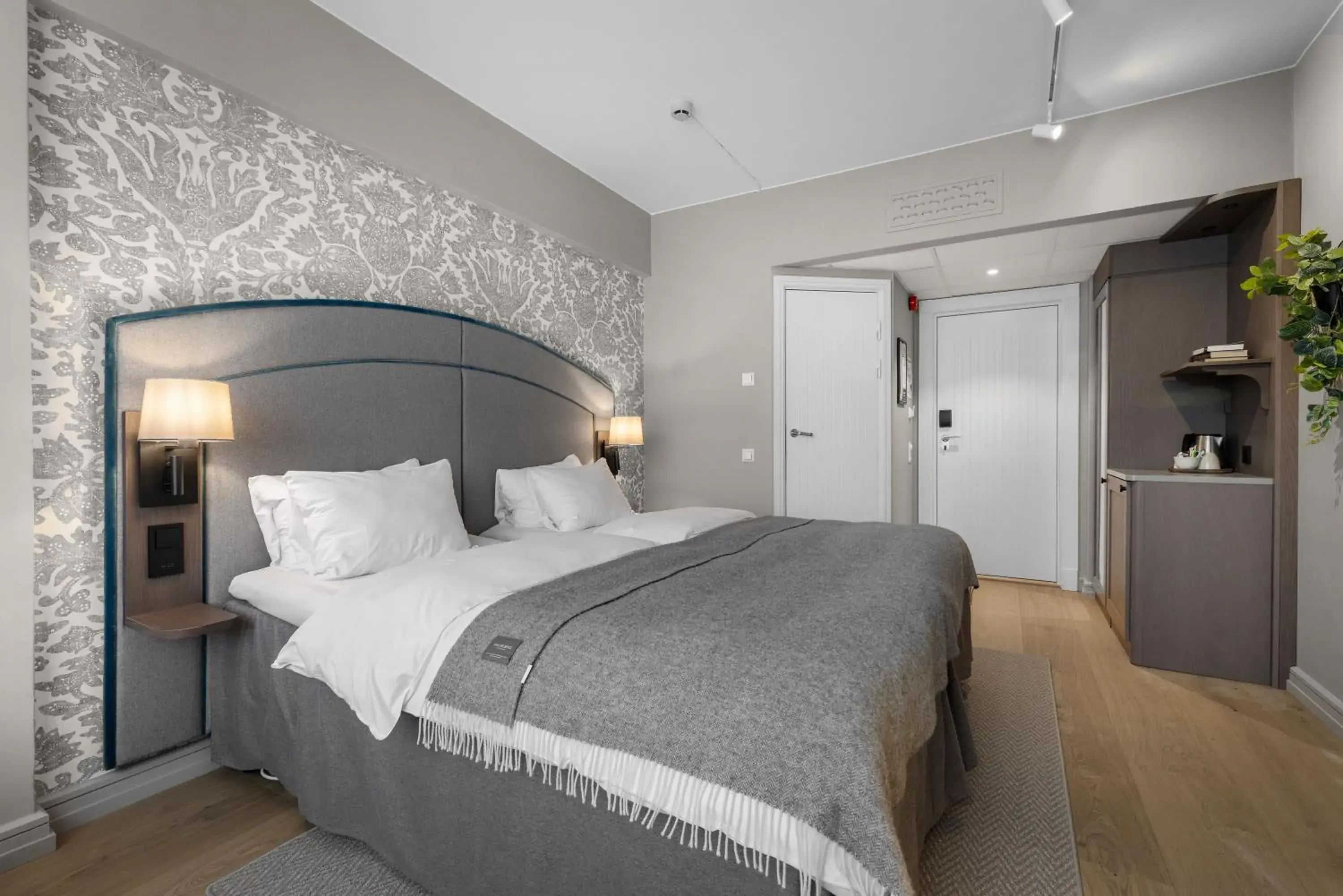 Standard Twin Room in Home Hotel Bastion Standard Twin Room in Home Hotel Bastion