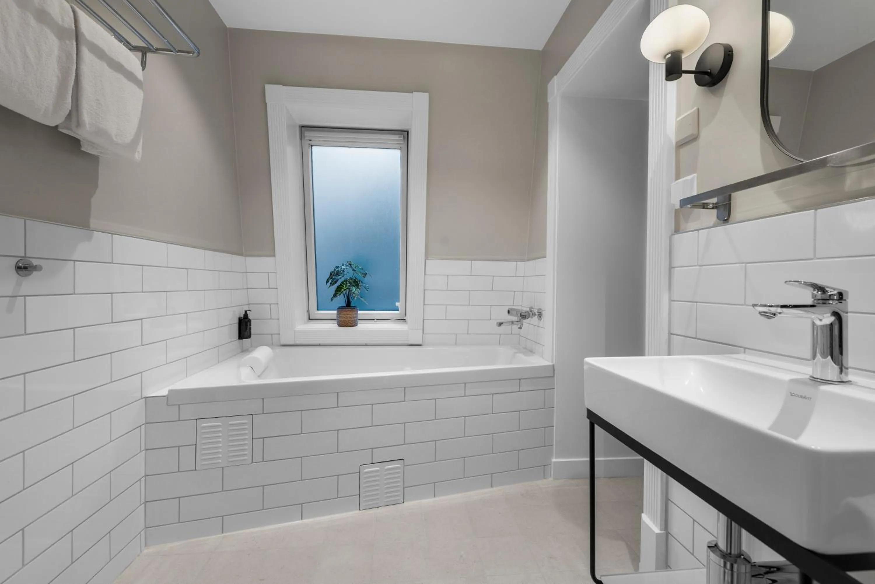 Bathroom in Home Hotel Bastion