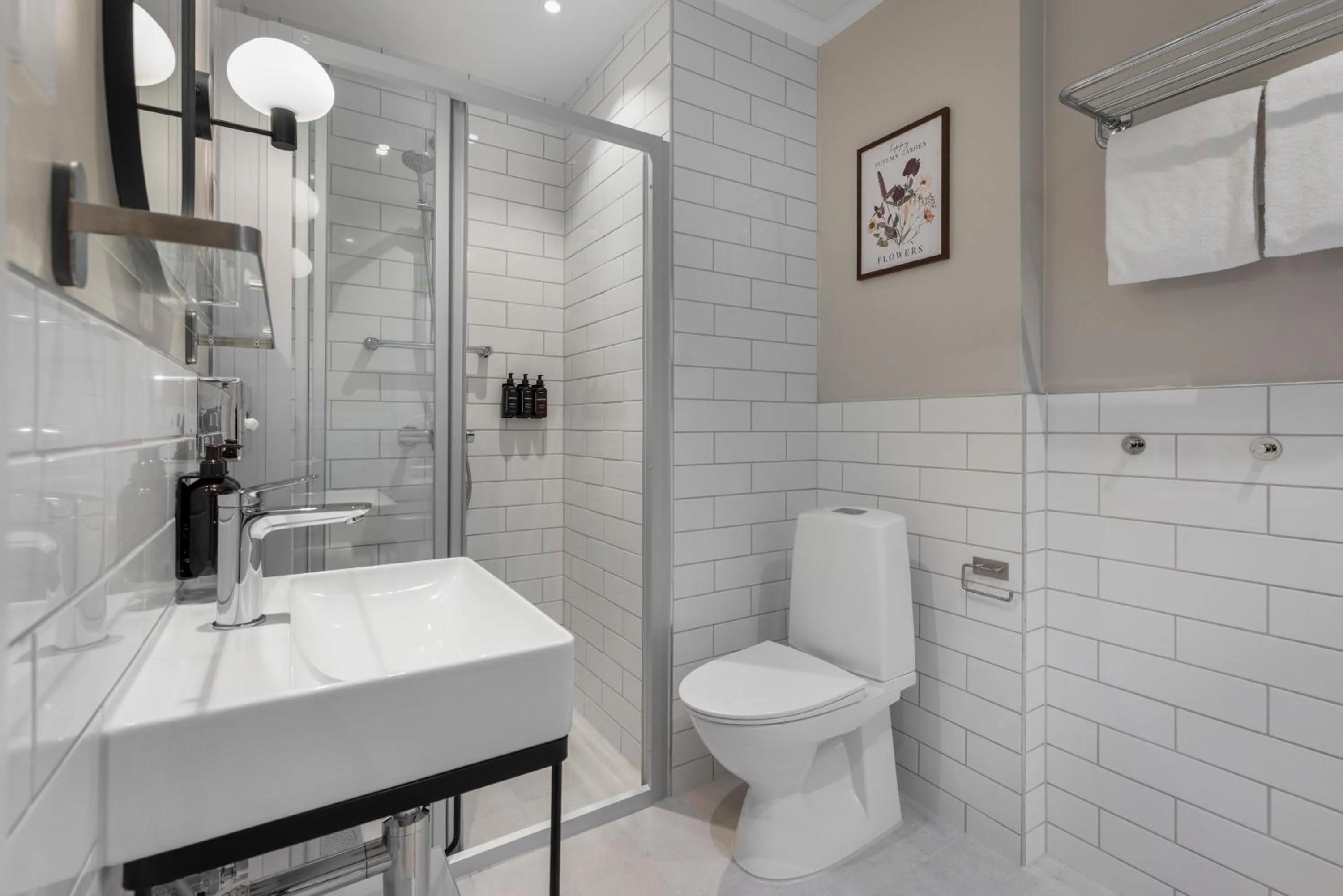 Bathroom in Home Hotel Bastion