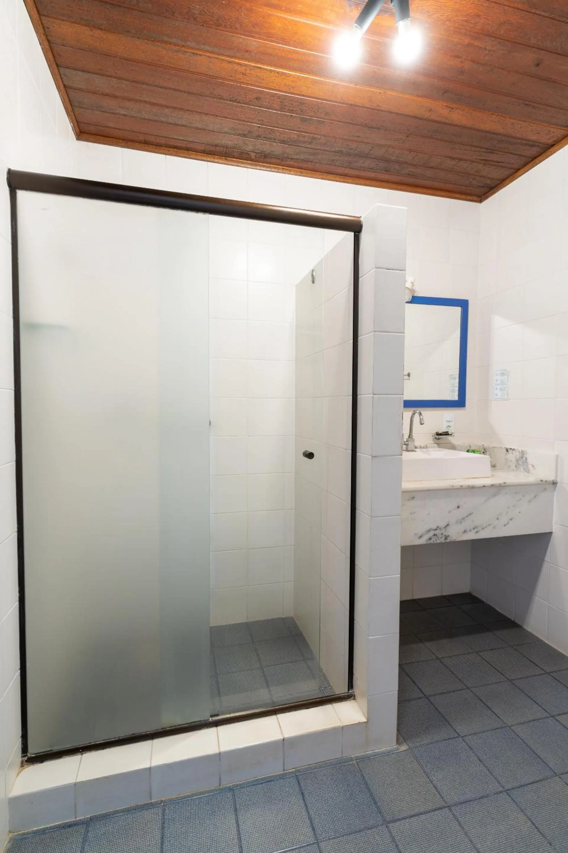 Shower in Pousada dos Gravatás