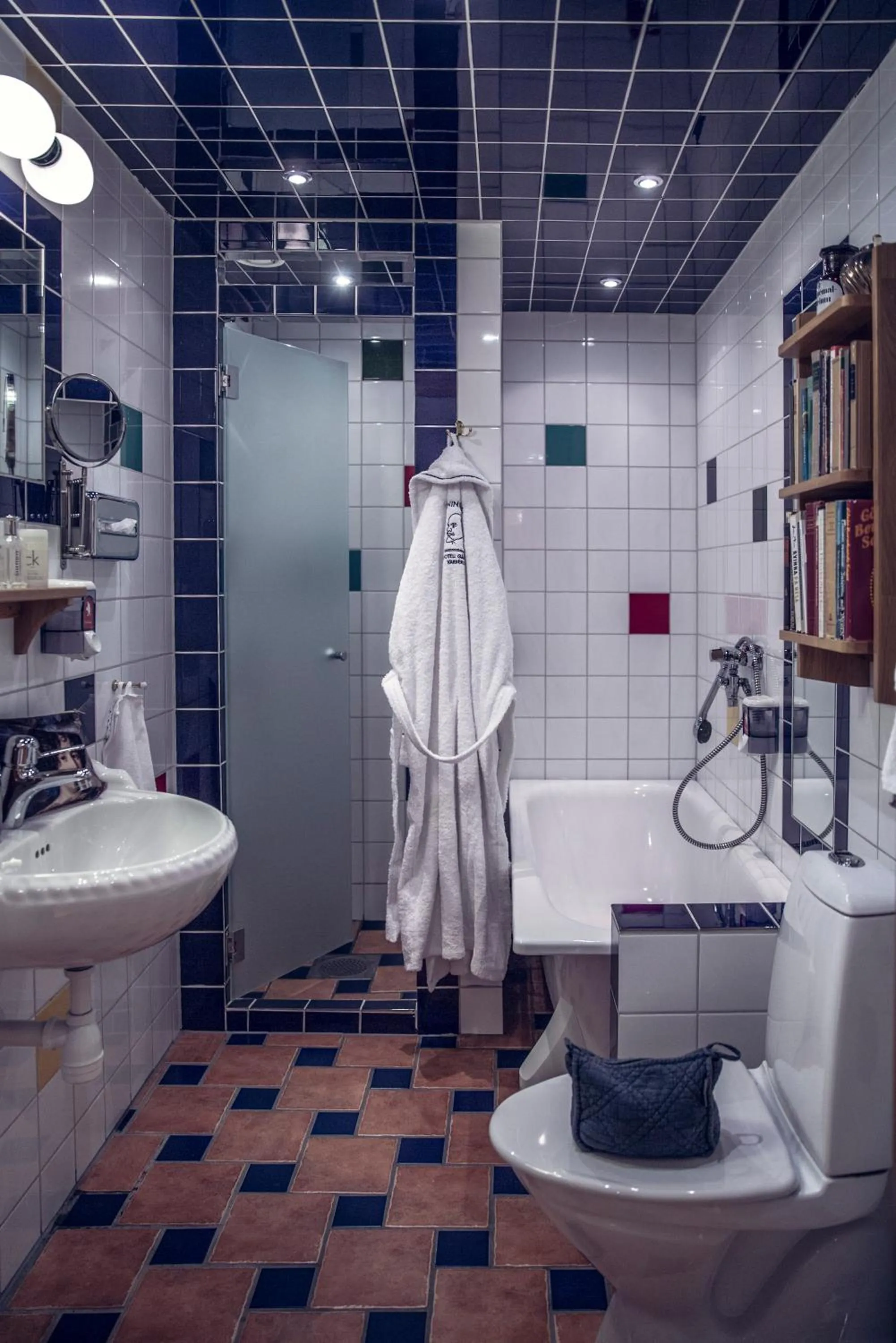 Shower in Hotell Gästis