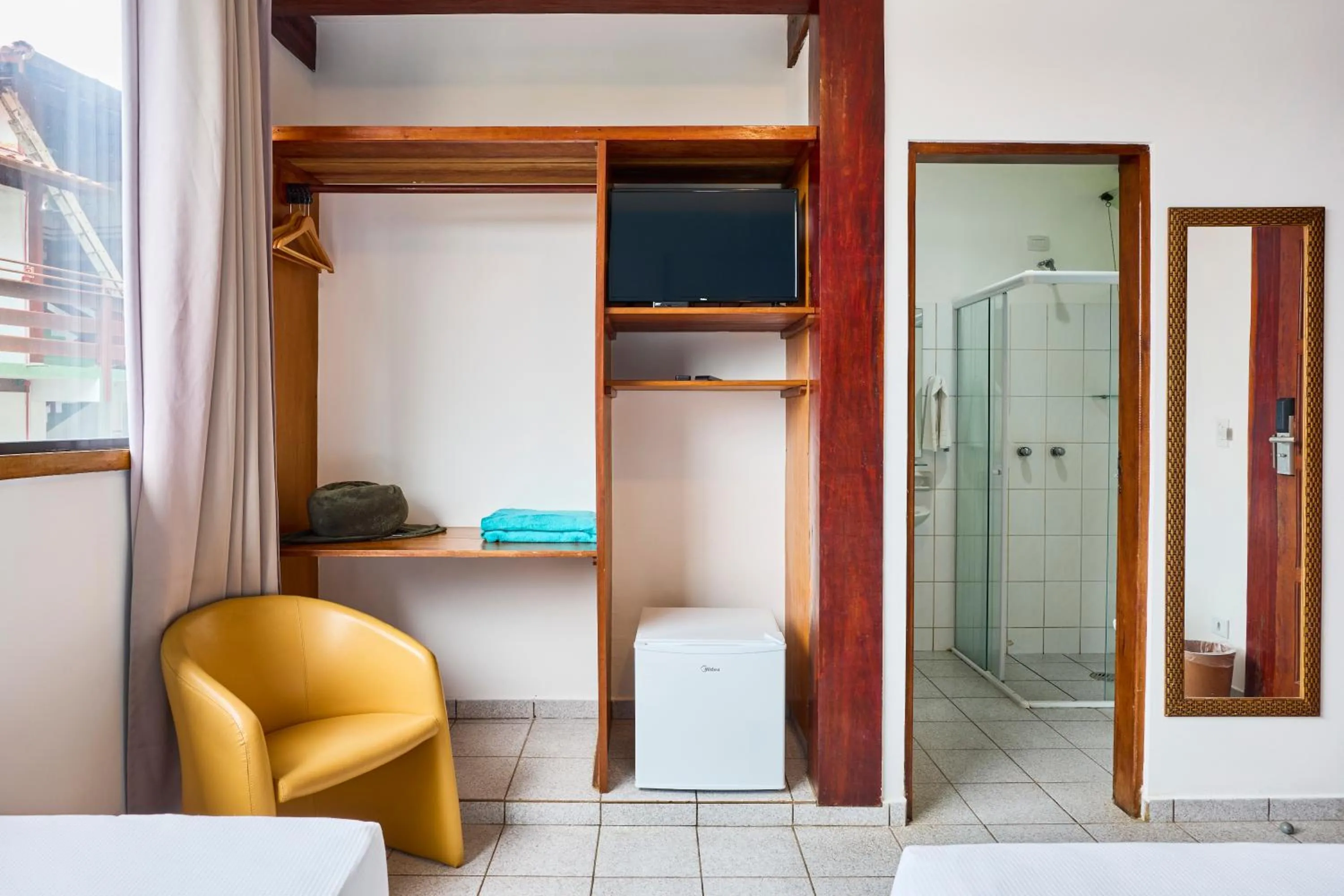 locker in Hotel Coquille