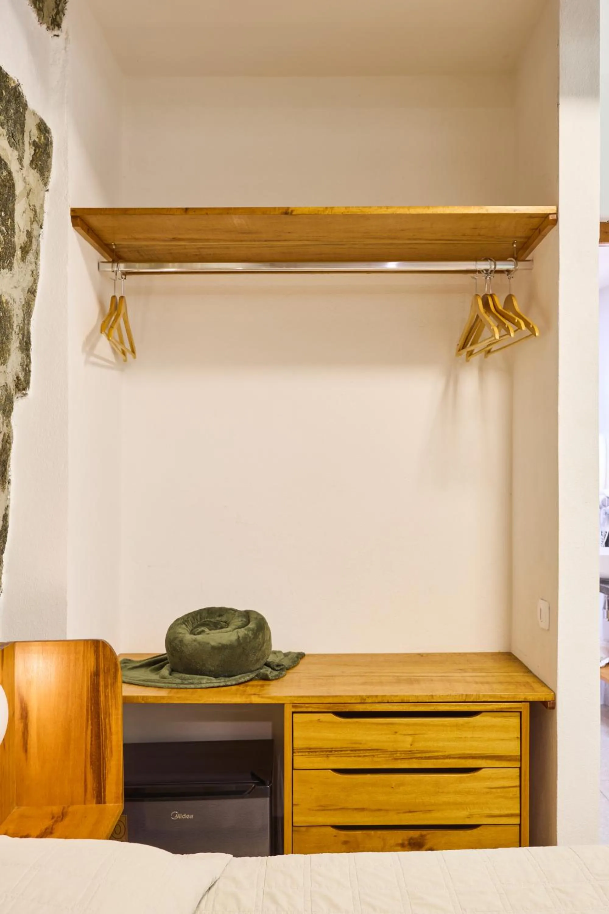 wardrobe in Hotel Coquille