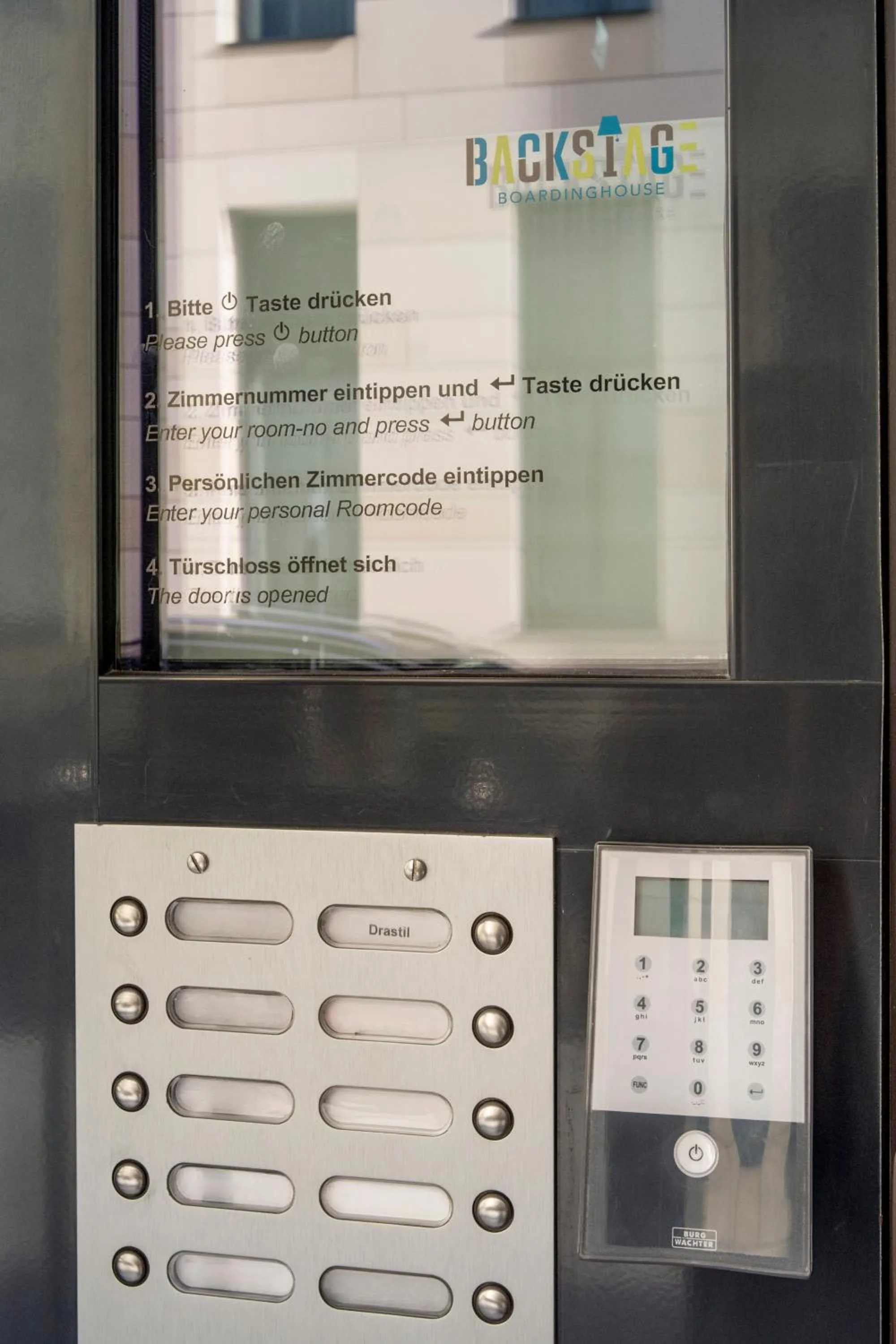 Aparthotel Backstage