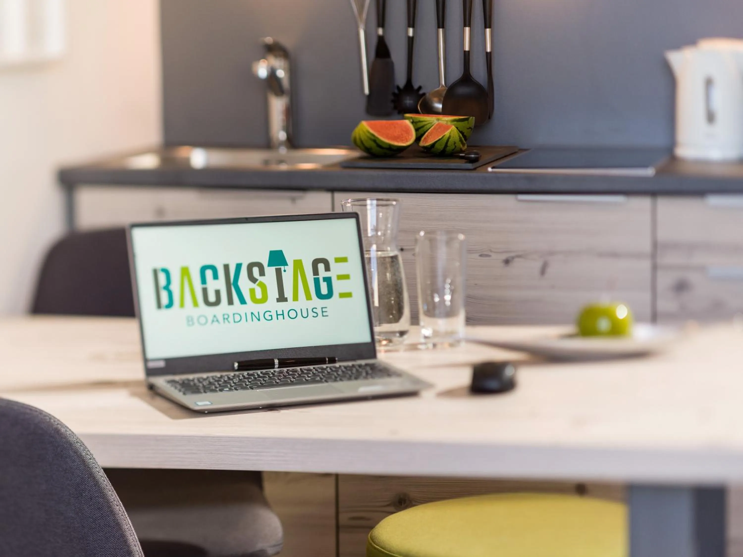 Kitchen or kitchenette in Aparthotel Backstage