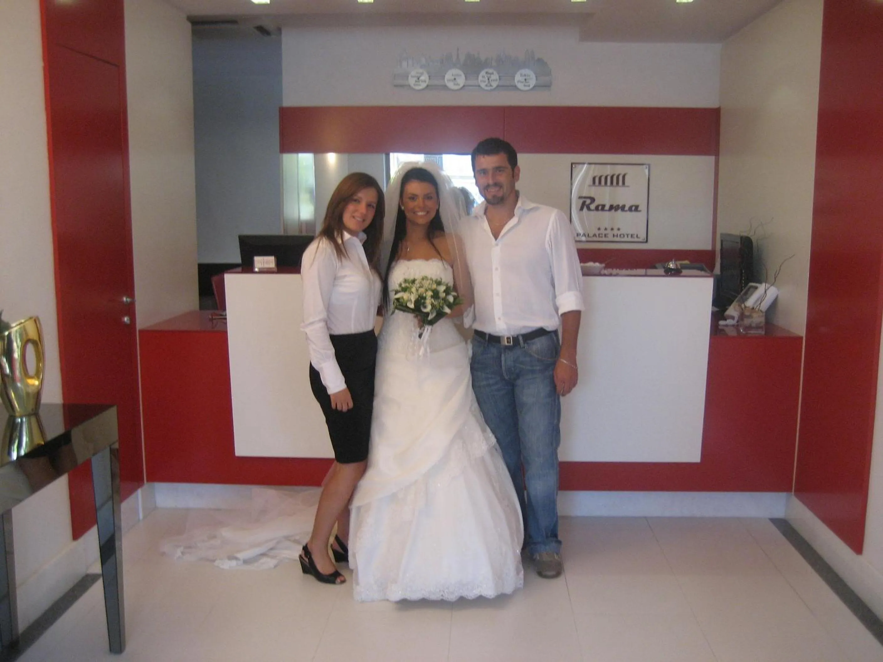 Staff in Rama Palace Hotel