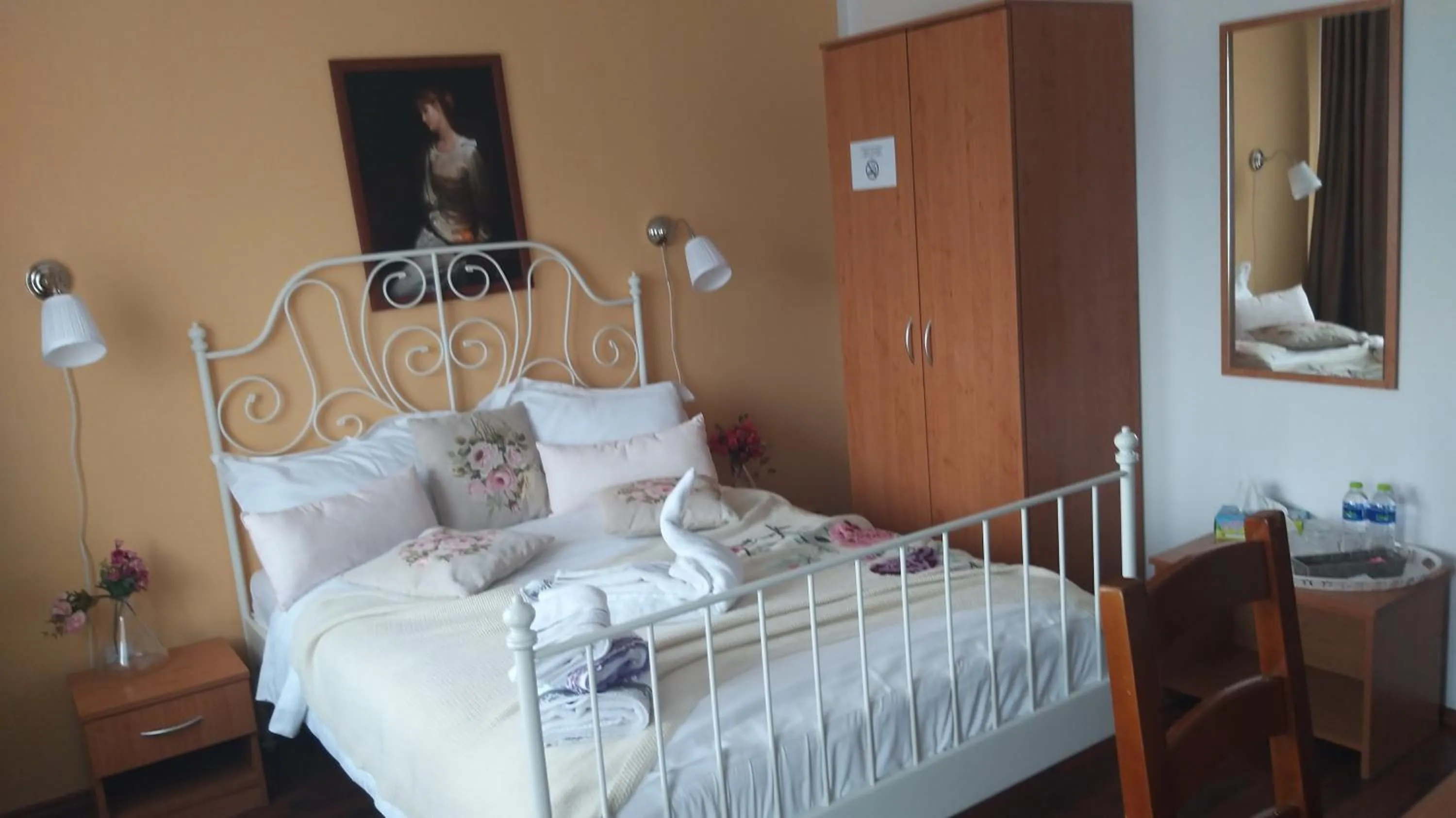 Photo of the whole room, Bed in La Casa Nord