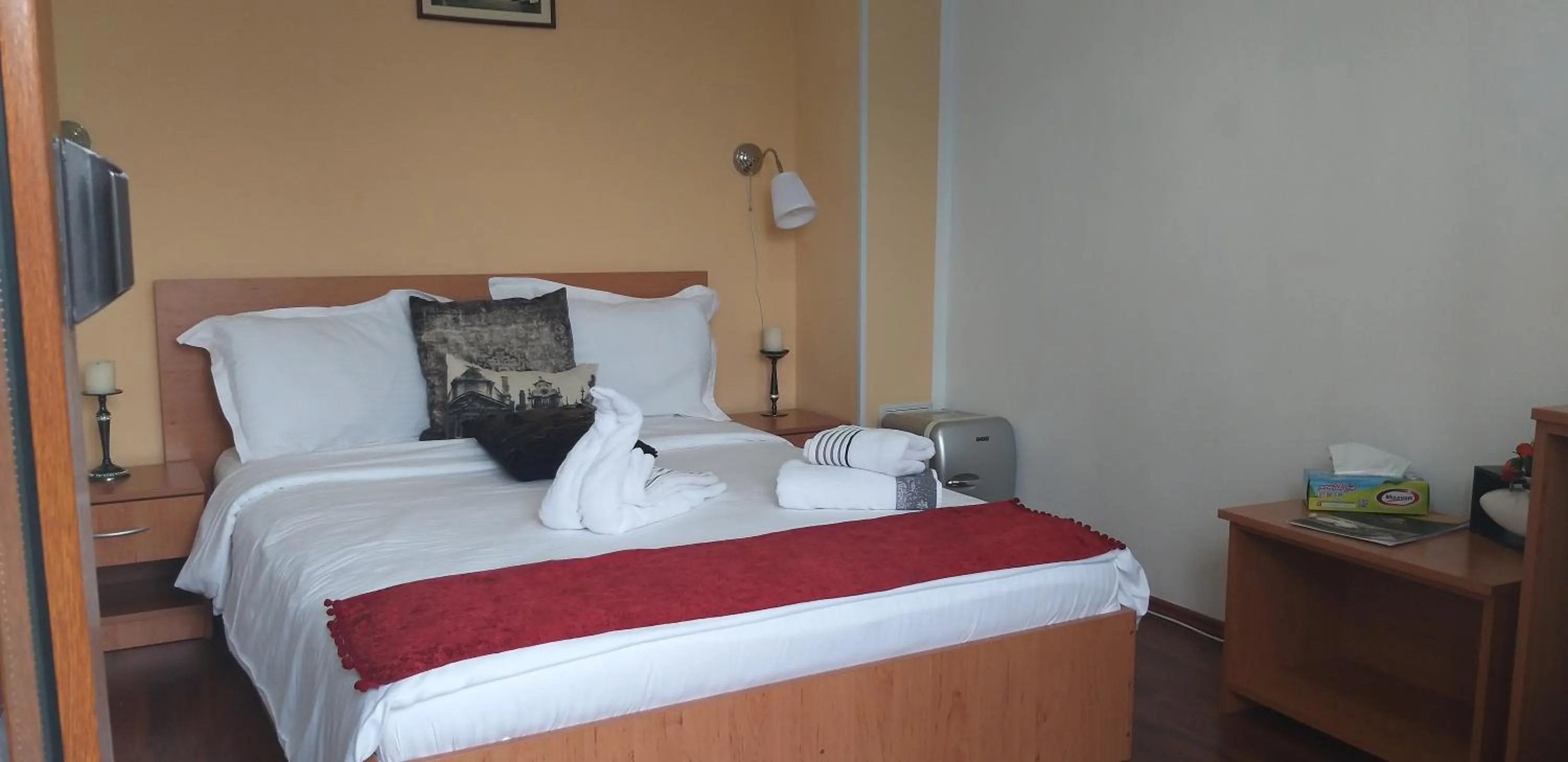 Photo of the whole room, Bed in La Casa Nord